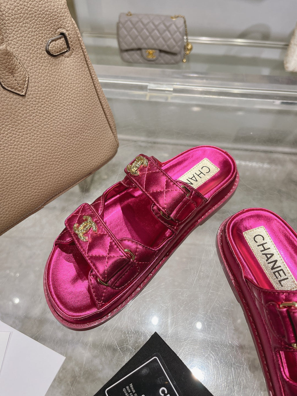 Z2R45C9  Popular leather shoes