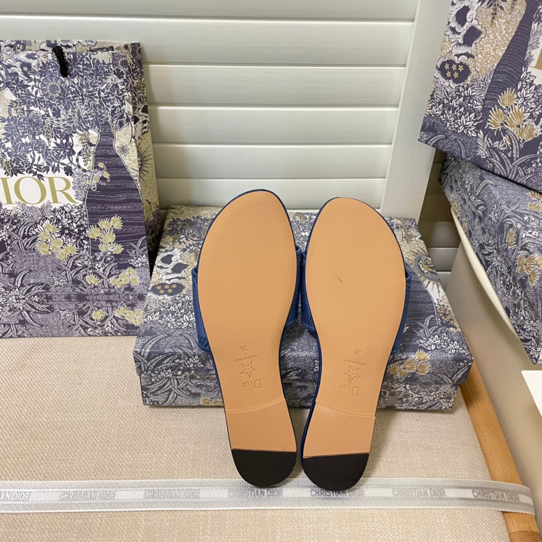 Z2N65D27  Popular  leather shoes