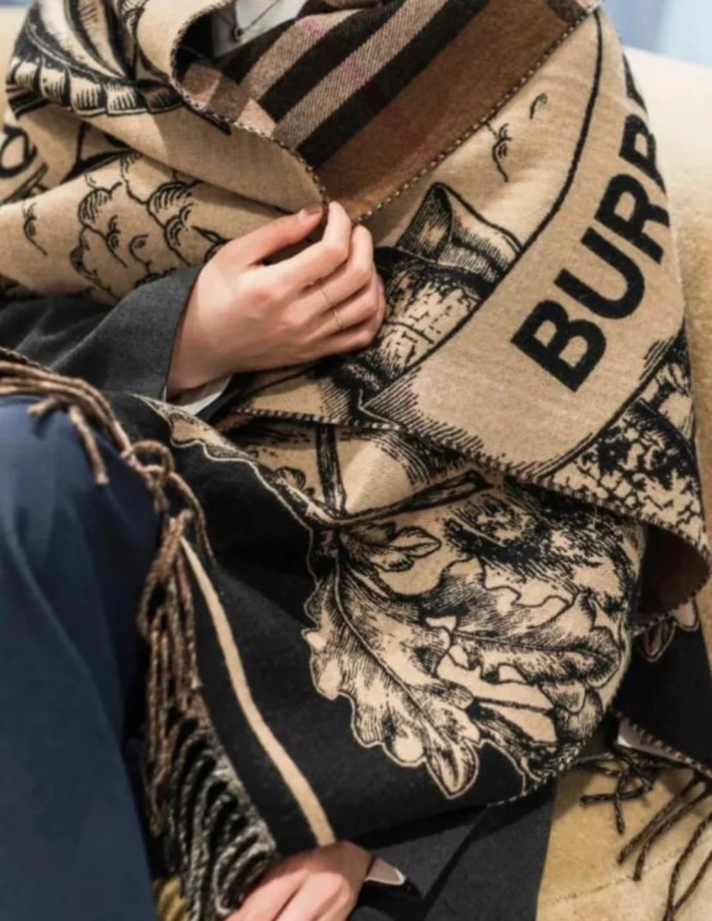 W1R86R38 Popular Winter Scarves