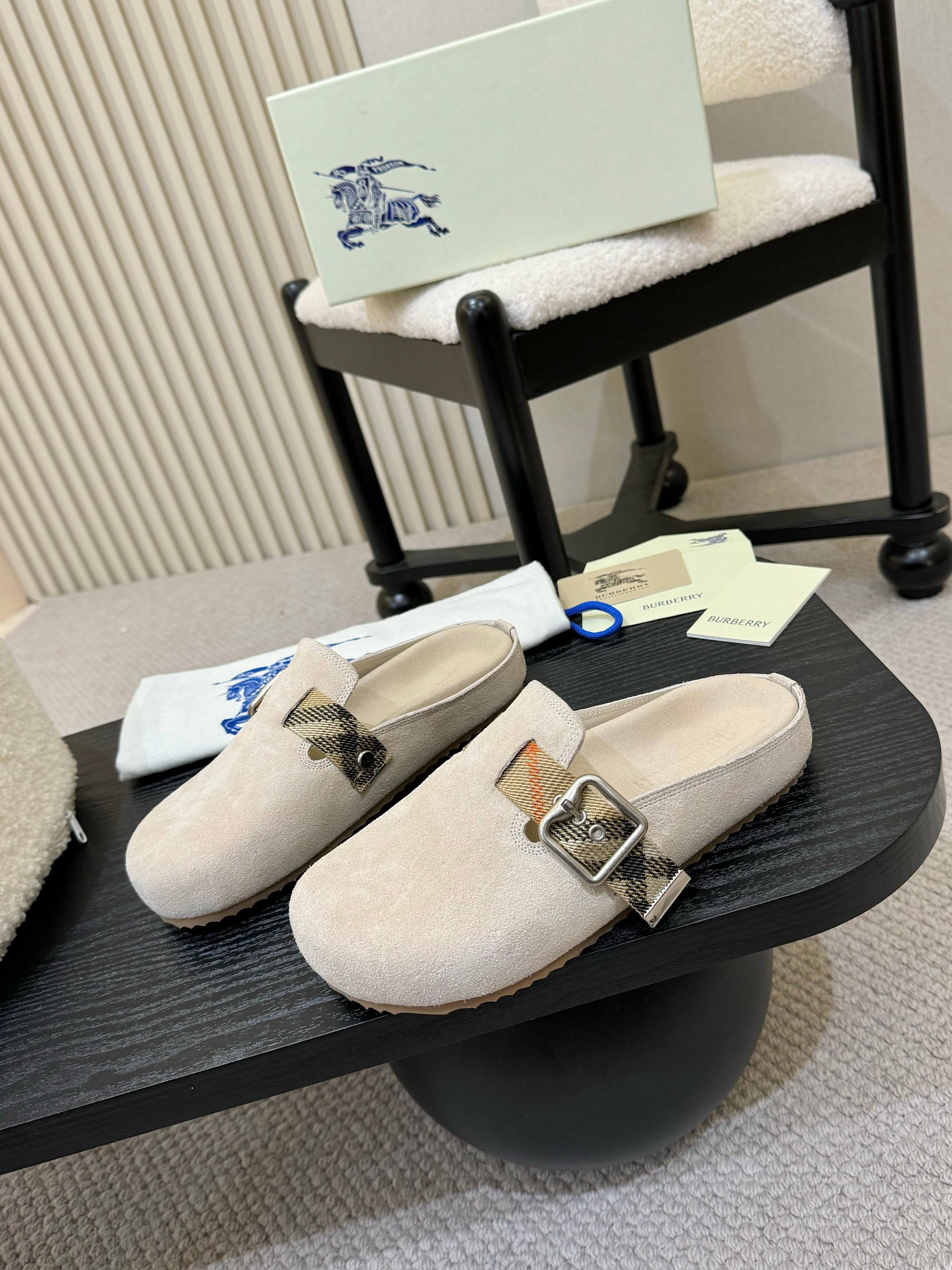 Z2Q105R242 Popular high-quality  Shoes