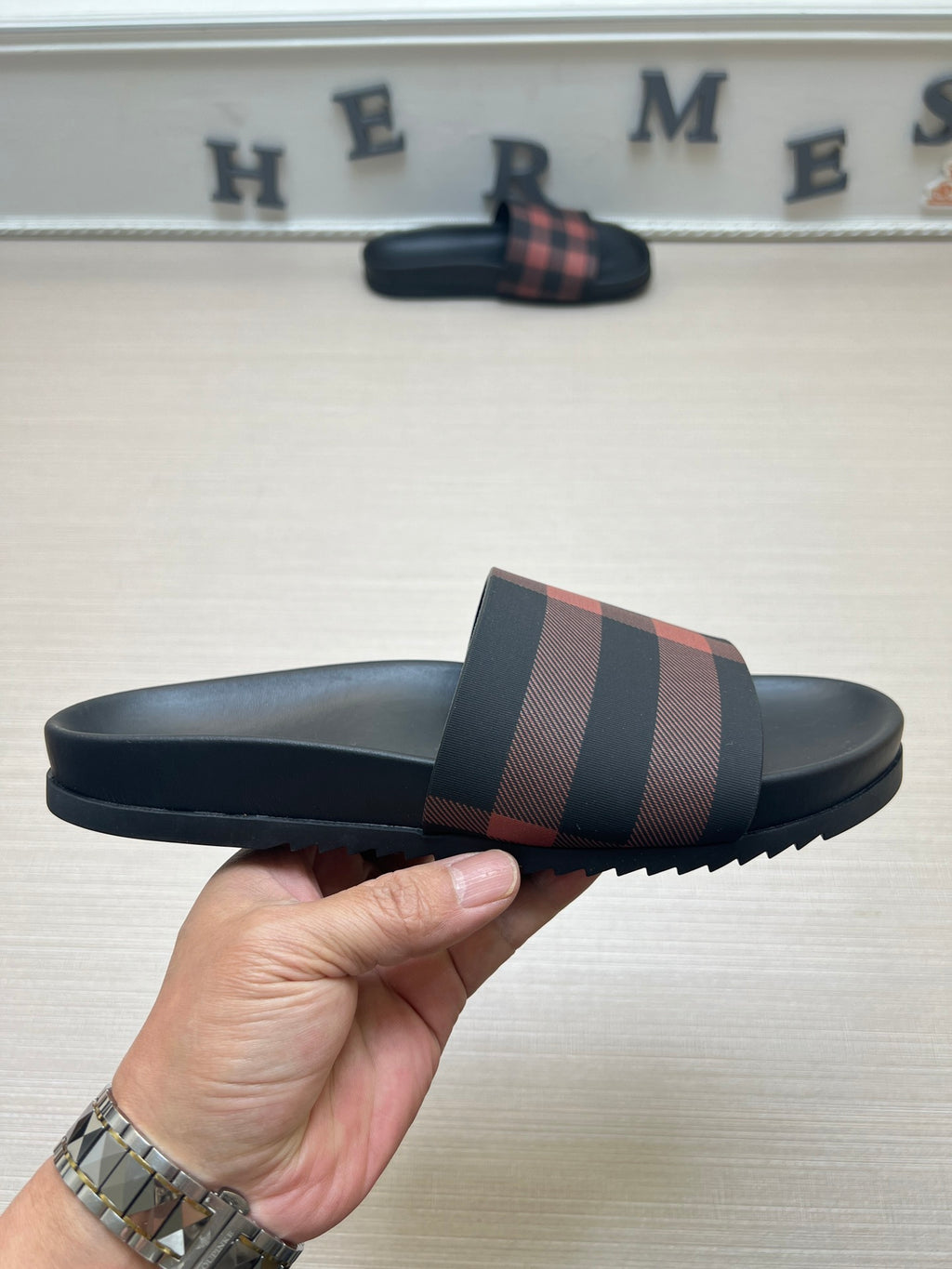 Z5ZR119 Popular slippers