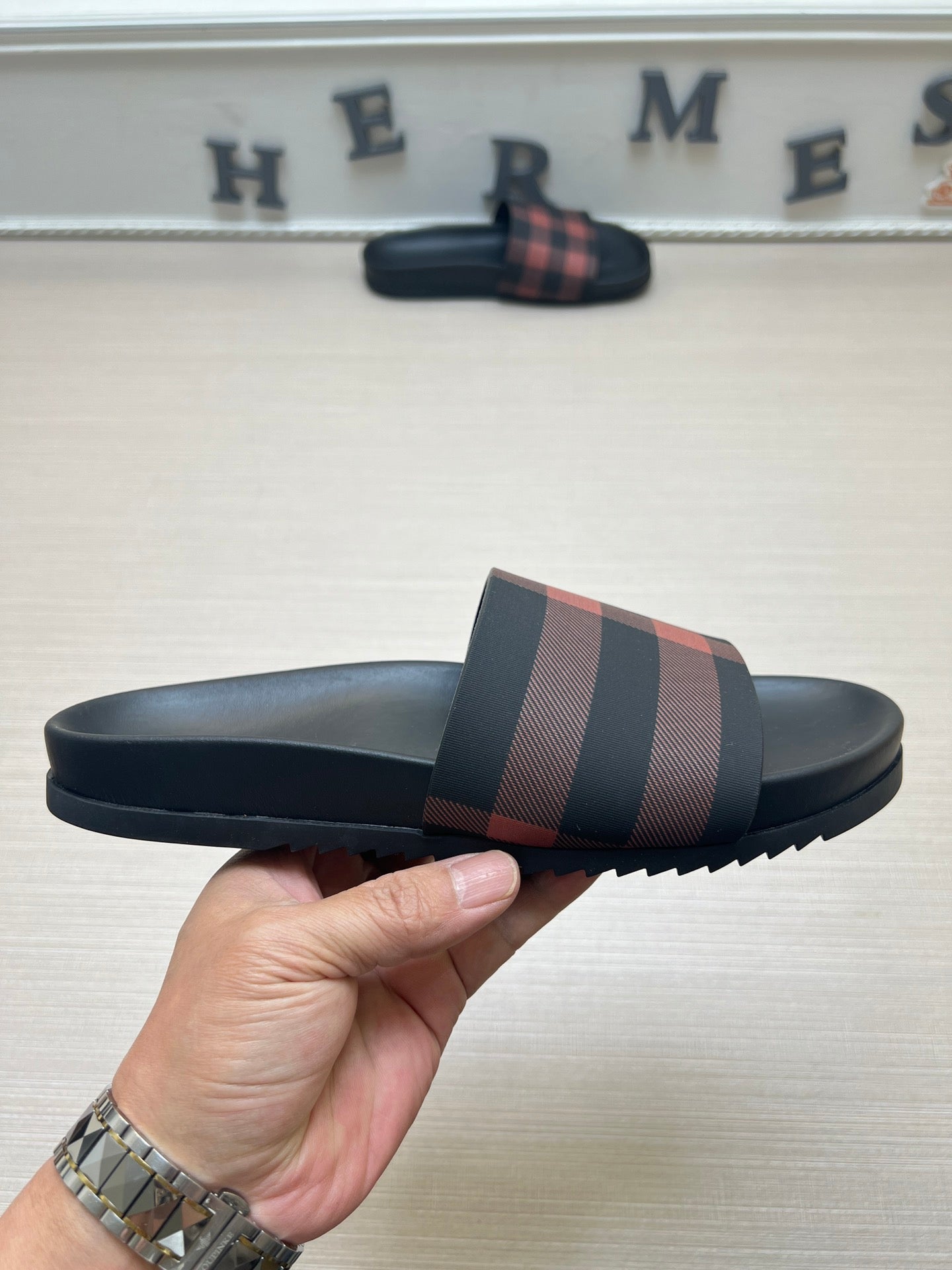 Z5ZR119 Popular slippers