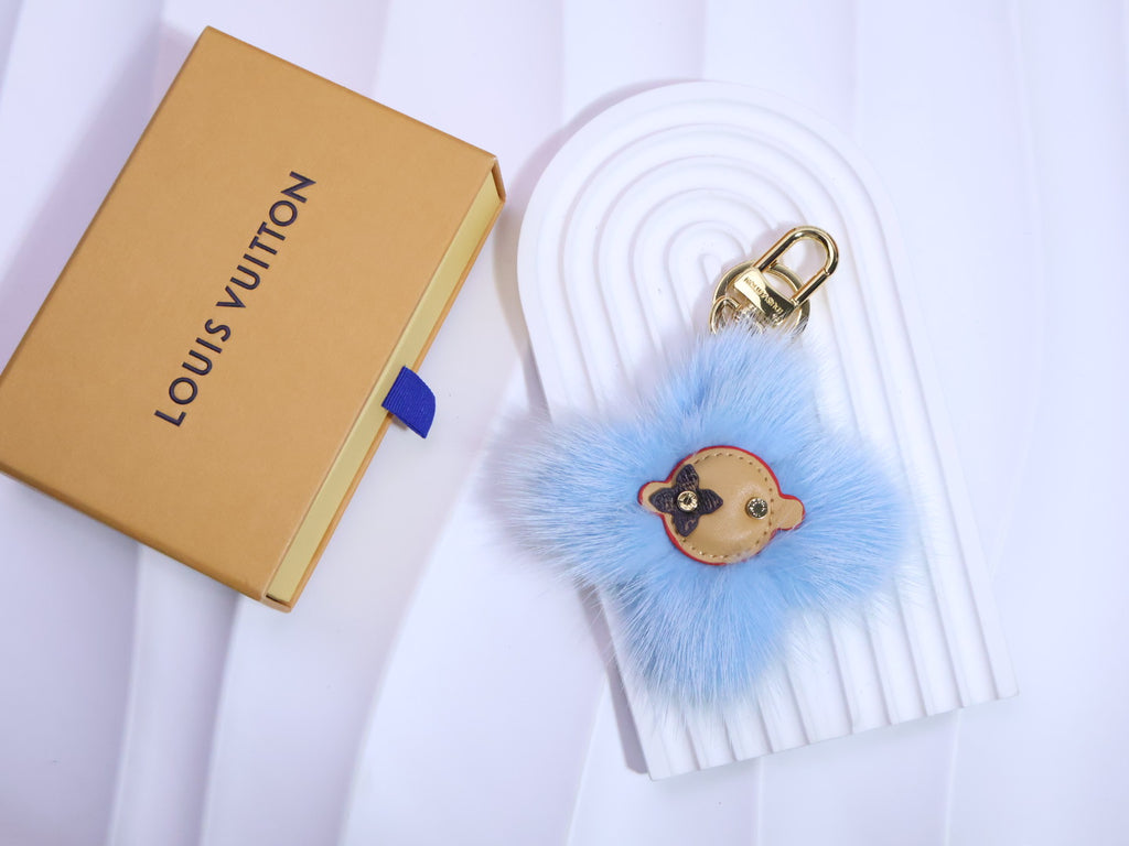 A1Q105E26 Popular bag 's charms accessories