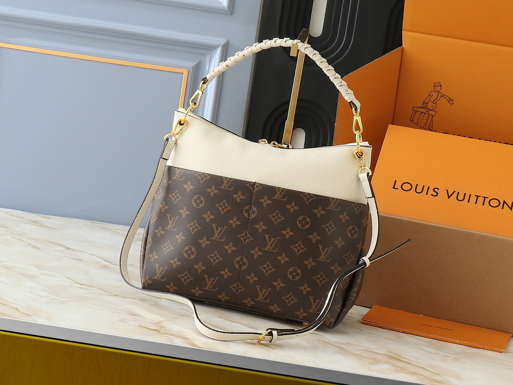 B1W35E115 Popular leather bag