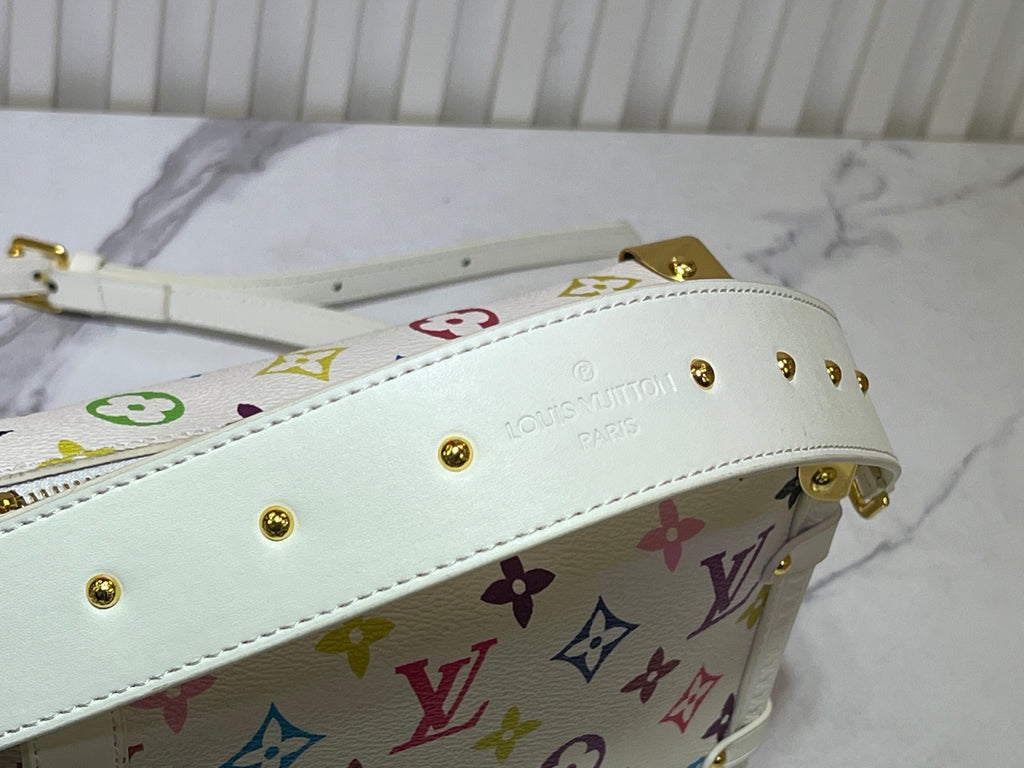 B1W35E101 Popular leather bag