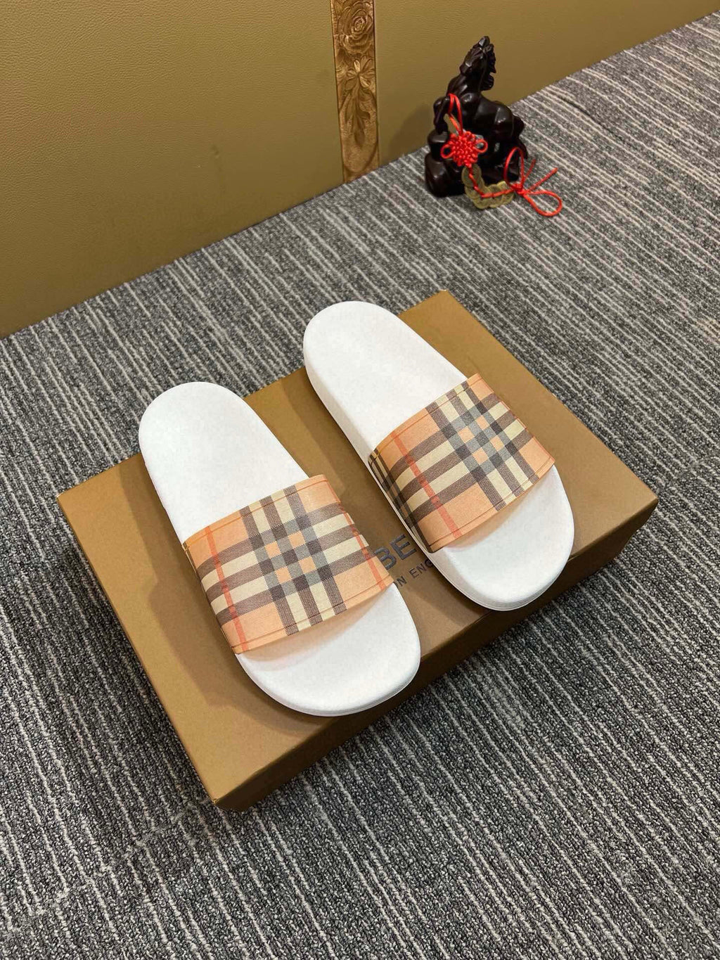 Z5Z35R260 Popular Slippers