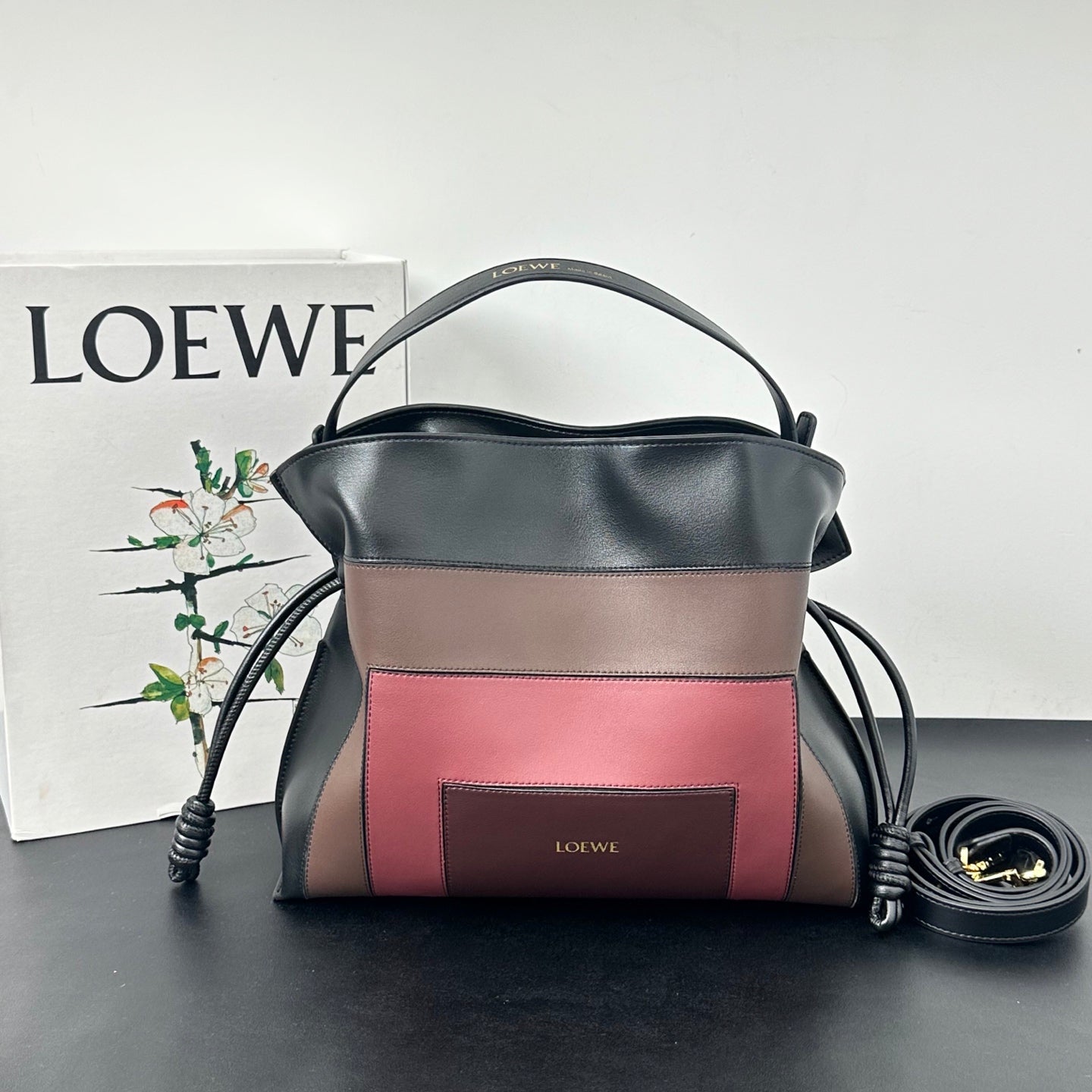 B1R46A13 Popular leather bag