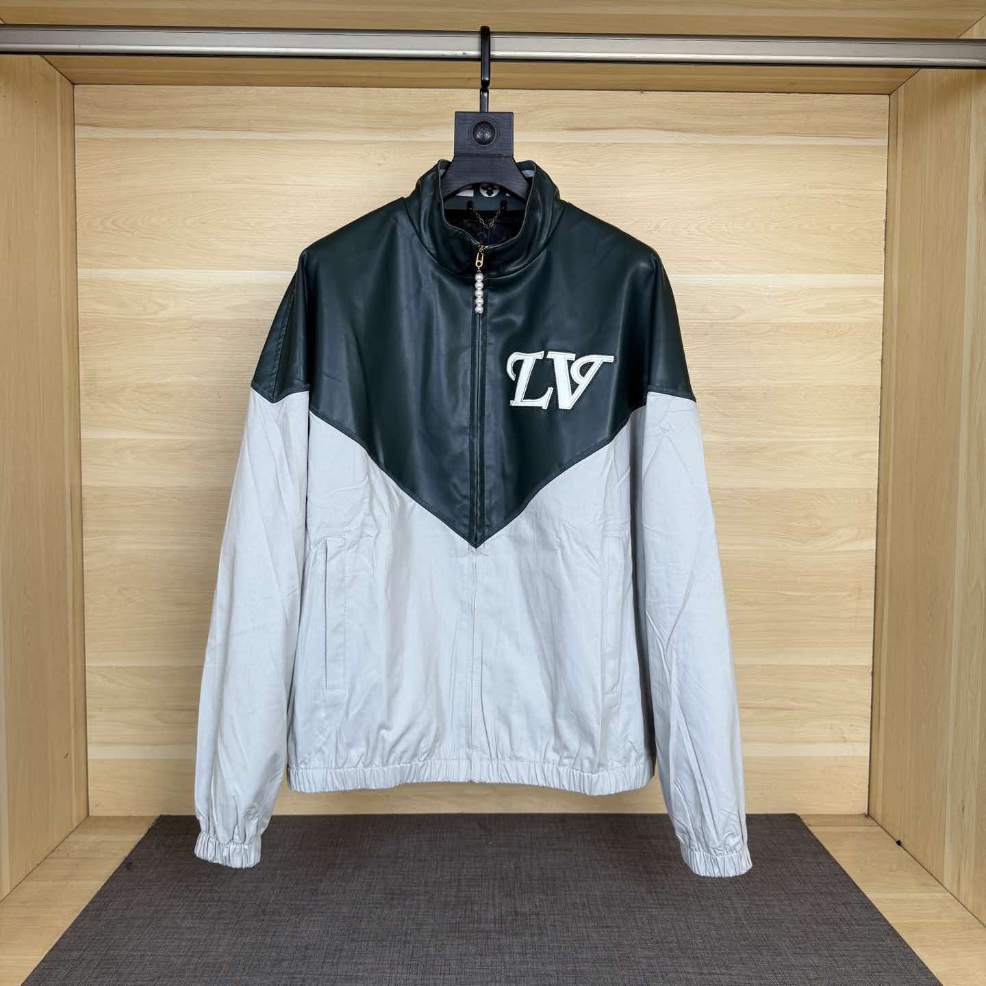 U1N76E3 Popular Coats