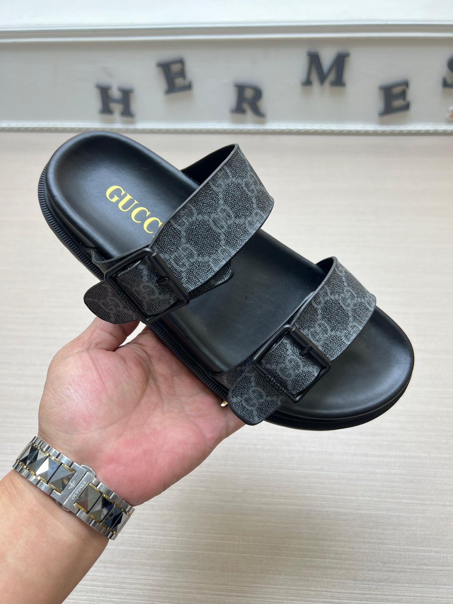 Z5ZB92 Popular slippers