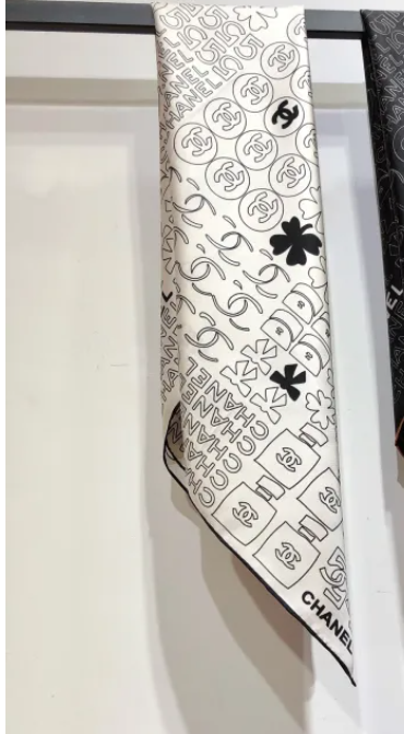 W1N55C9 Popular Silk Scarve