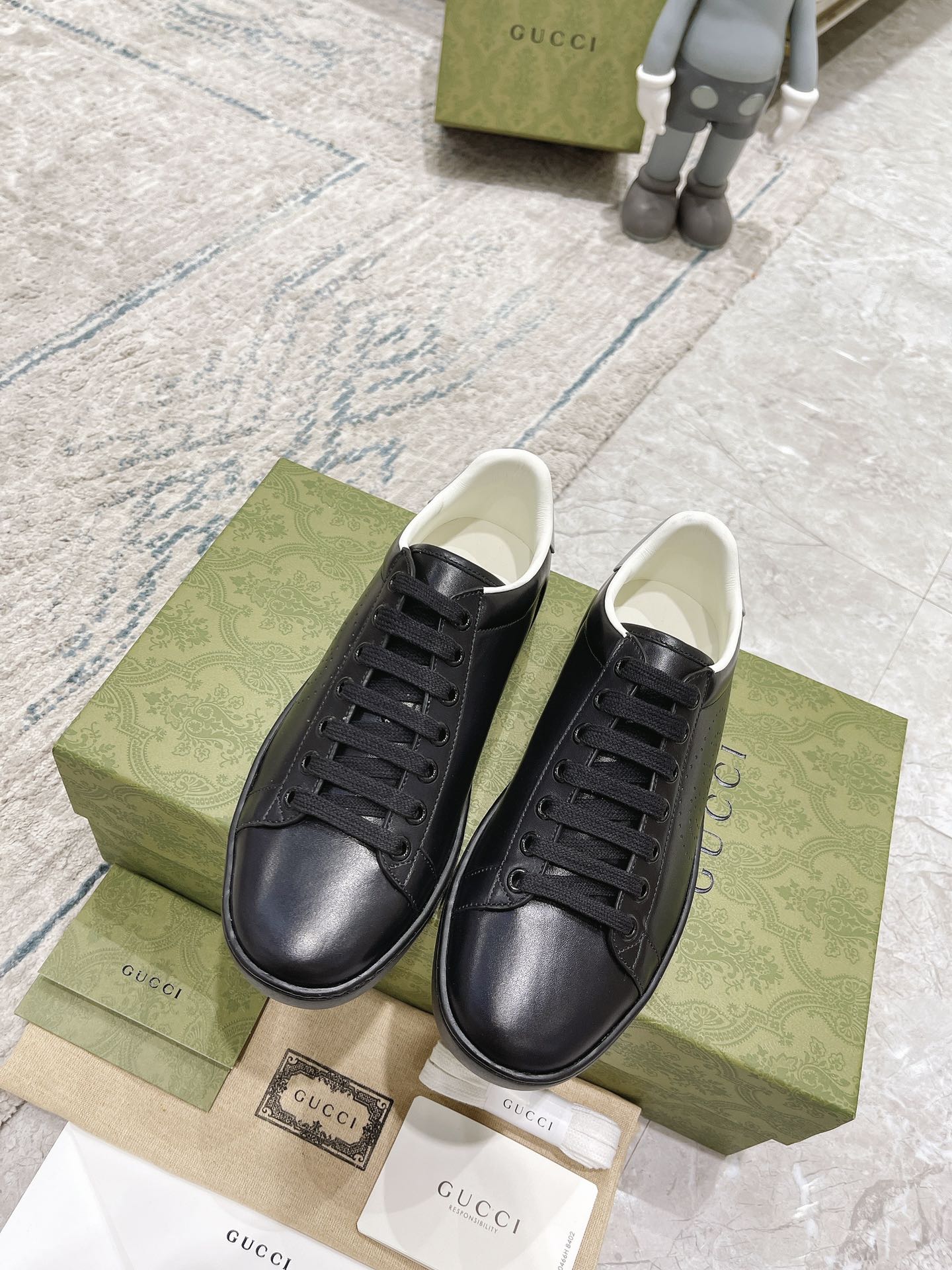 Z2Q105B198 Popular high-quality Shoes