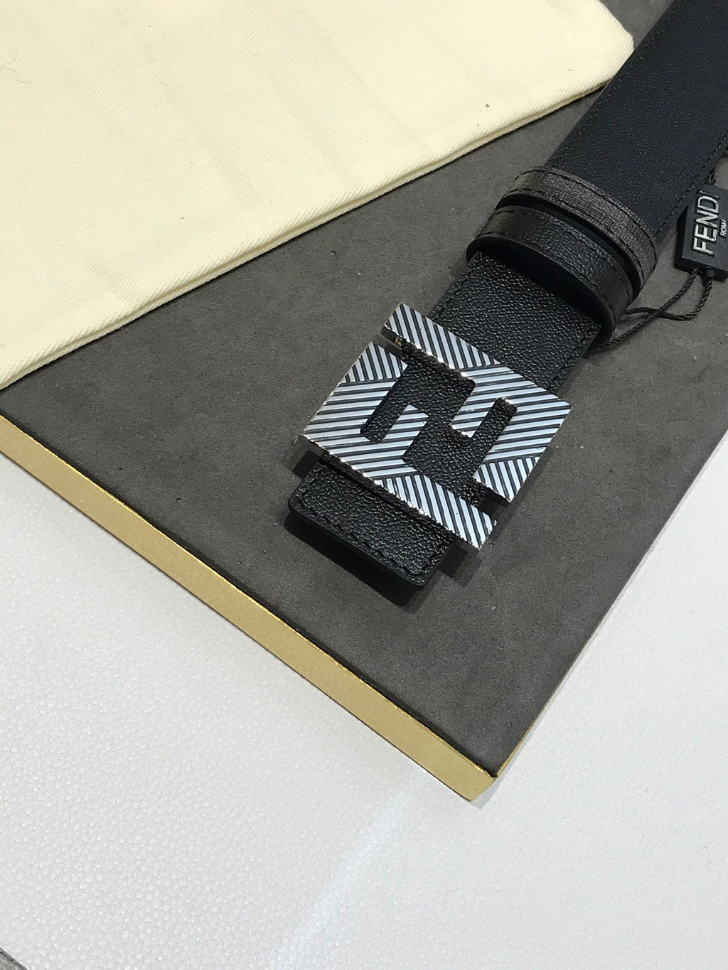 P1Q64F77 Popular   High quality belt With full package