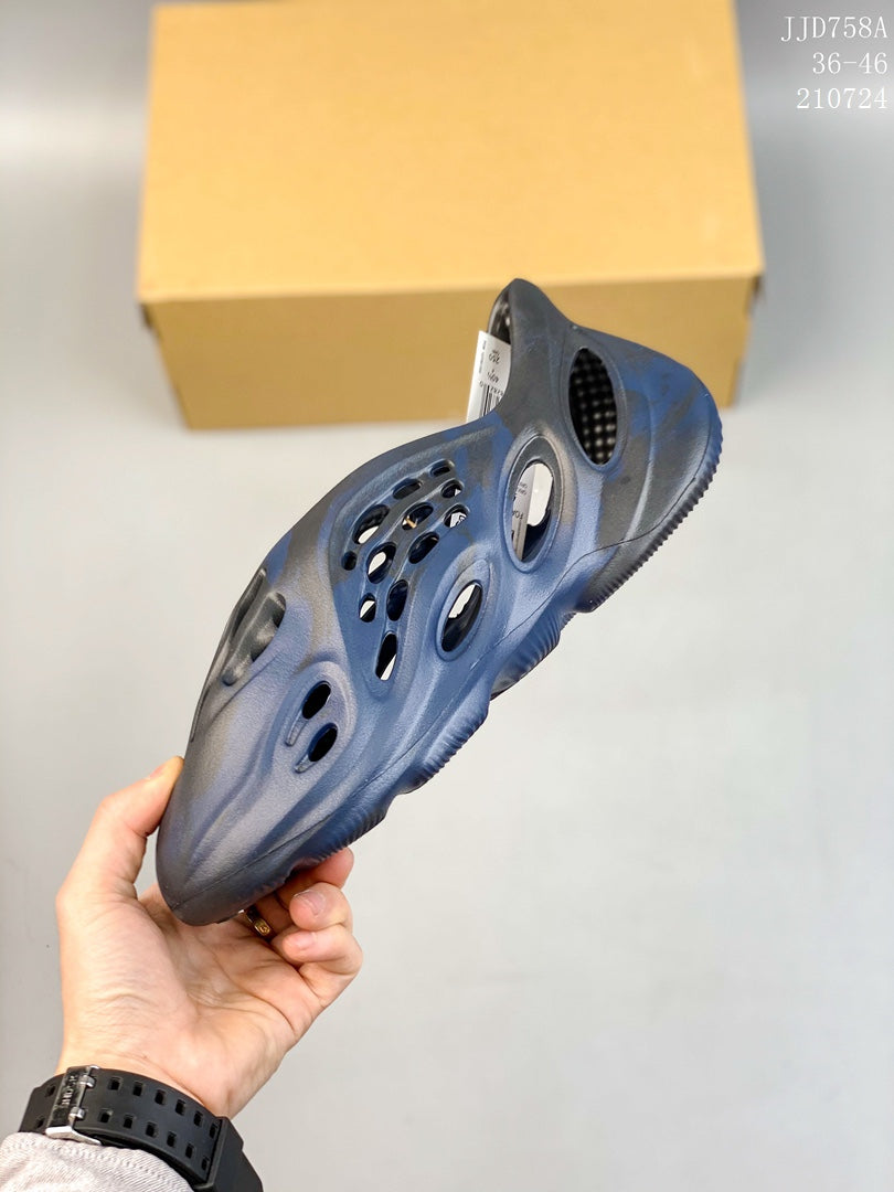 Z4A87  Popular shoes