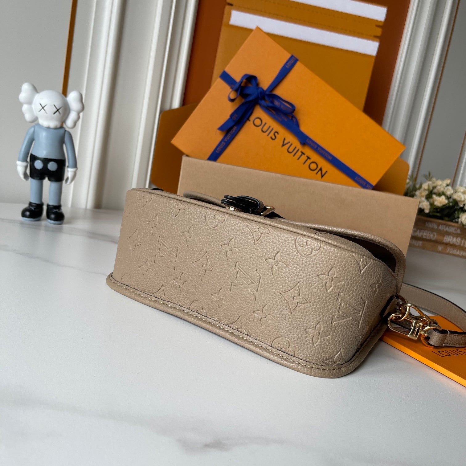 B1P36E38 Popular leather bag