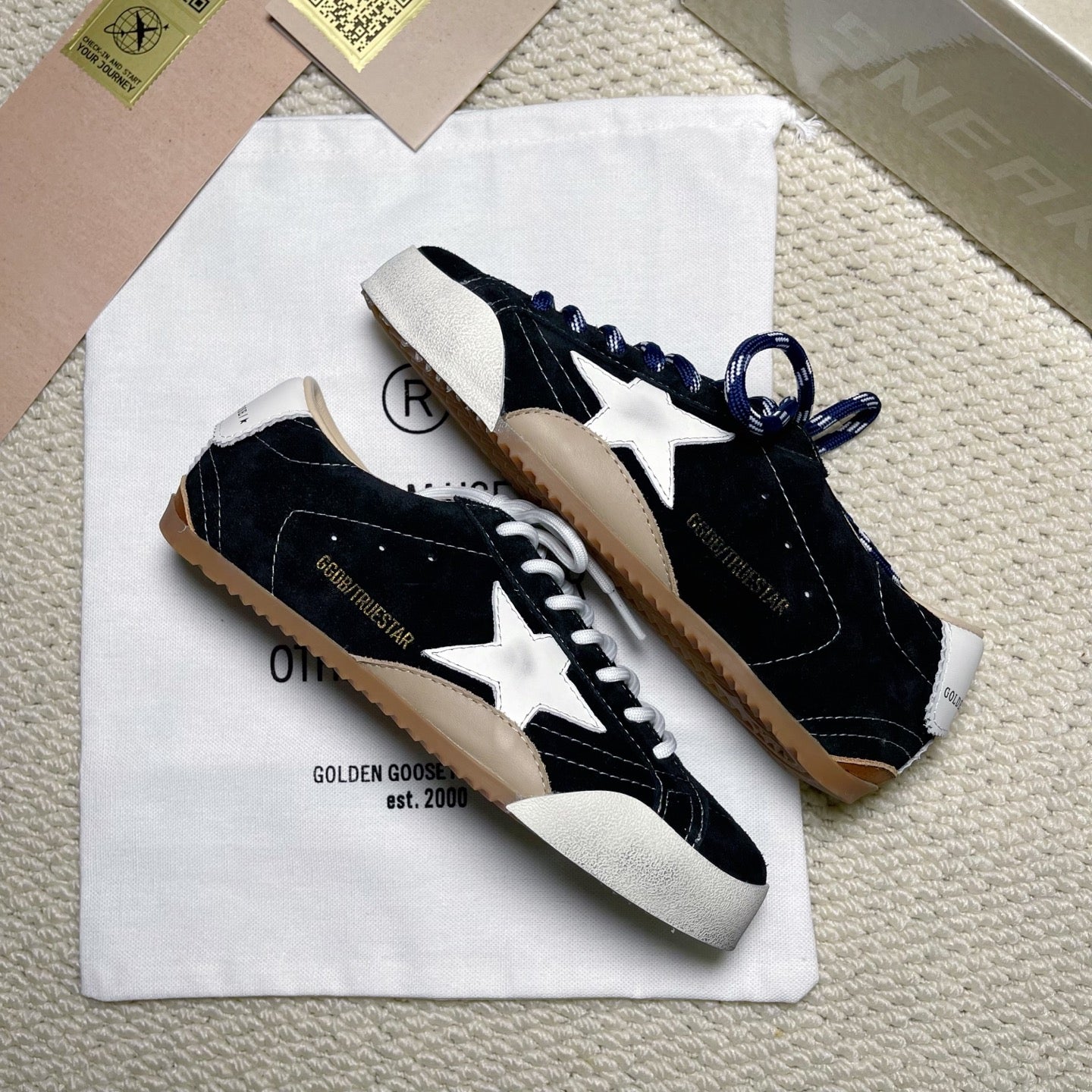 Z2R76GE17 Popular high-quality shoes
