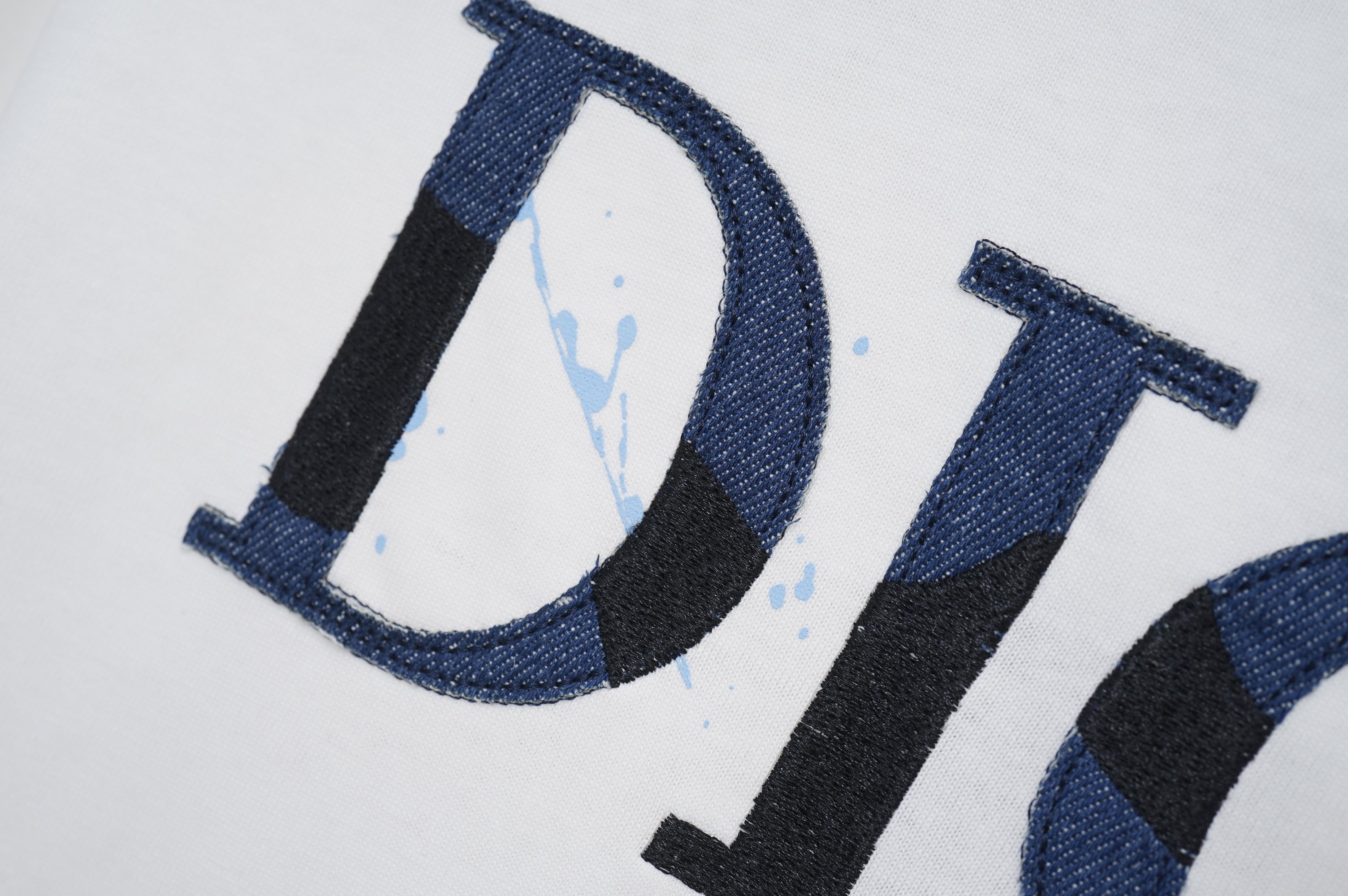 U1P36D134 Popular T-shirts