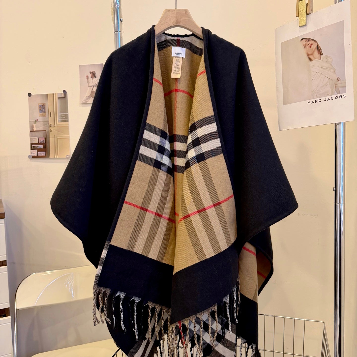 W1R86R55 Popular cape