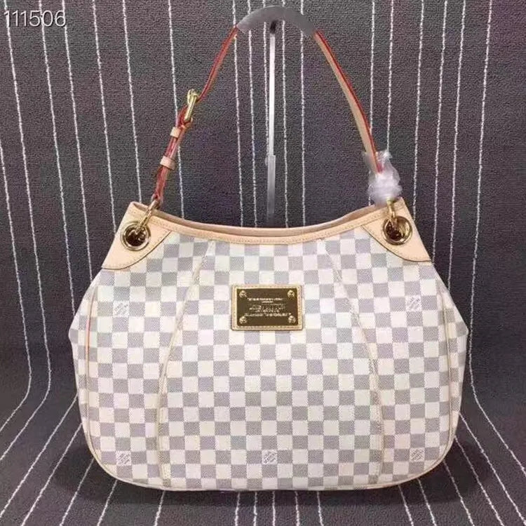 B1P11E11 Popular   leather bag 
