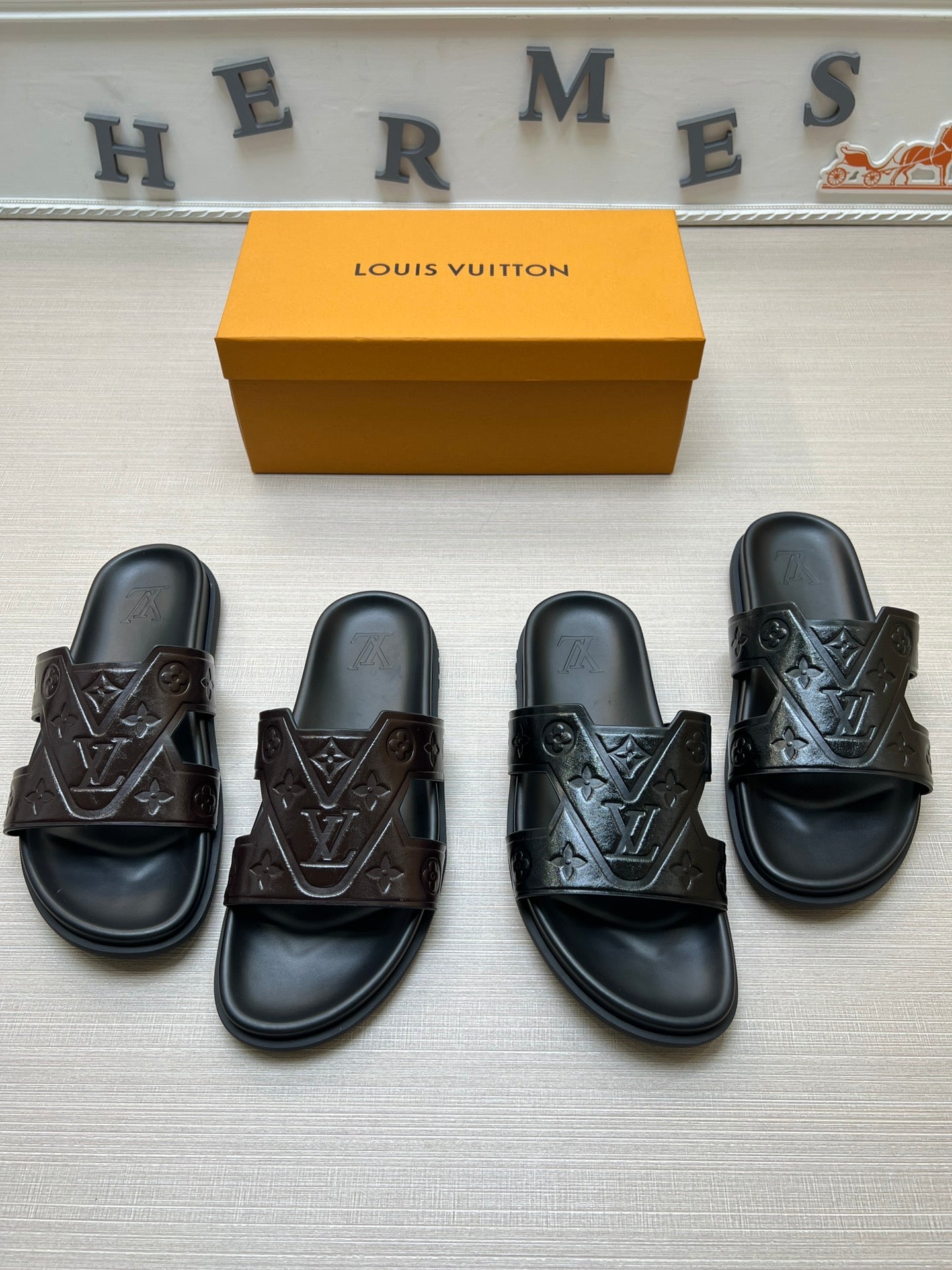 Z5ZE67 Popular slippers