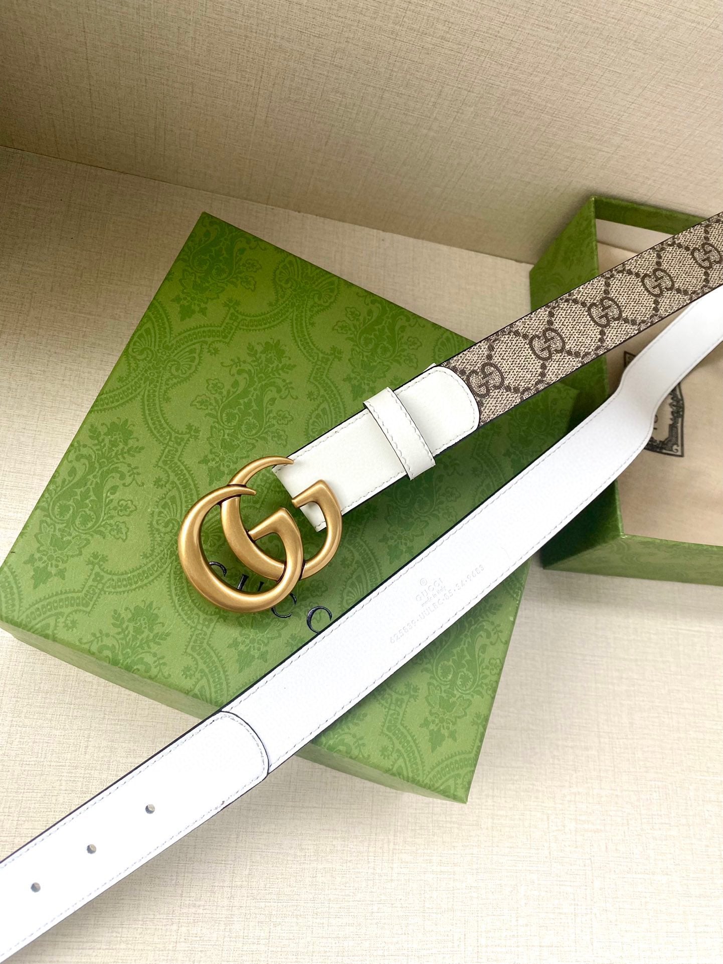 P1W15B152 Popular  High quality belt With full package
