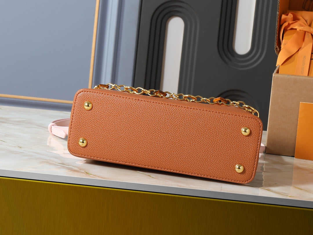 B1P46E46 Popular leather bag