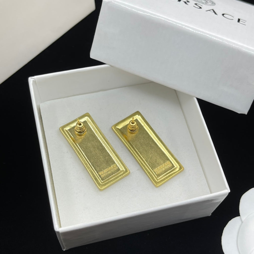 X1Z94V974E Popular Earrings