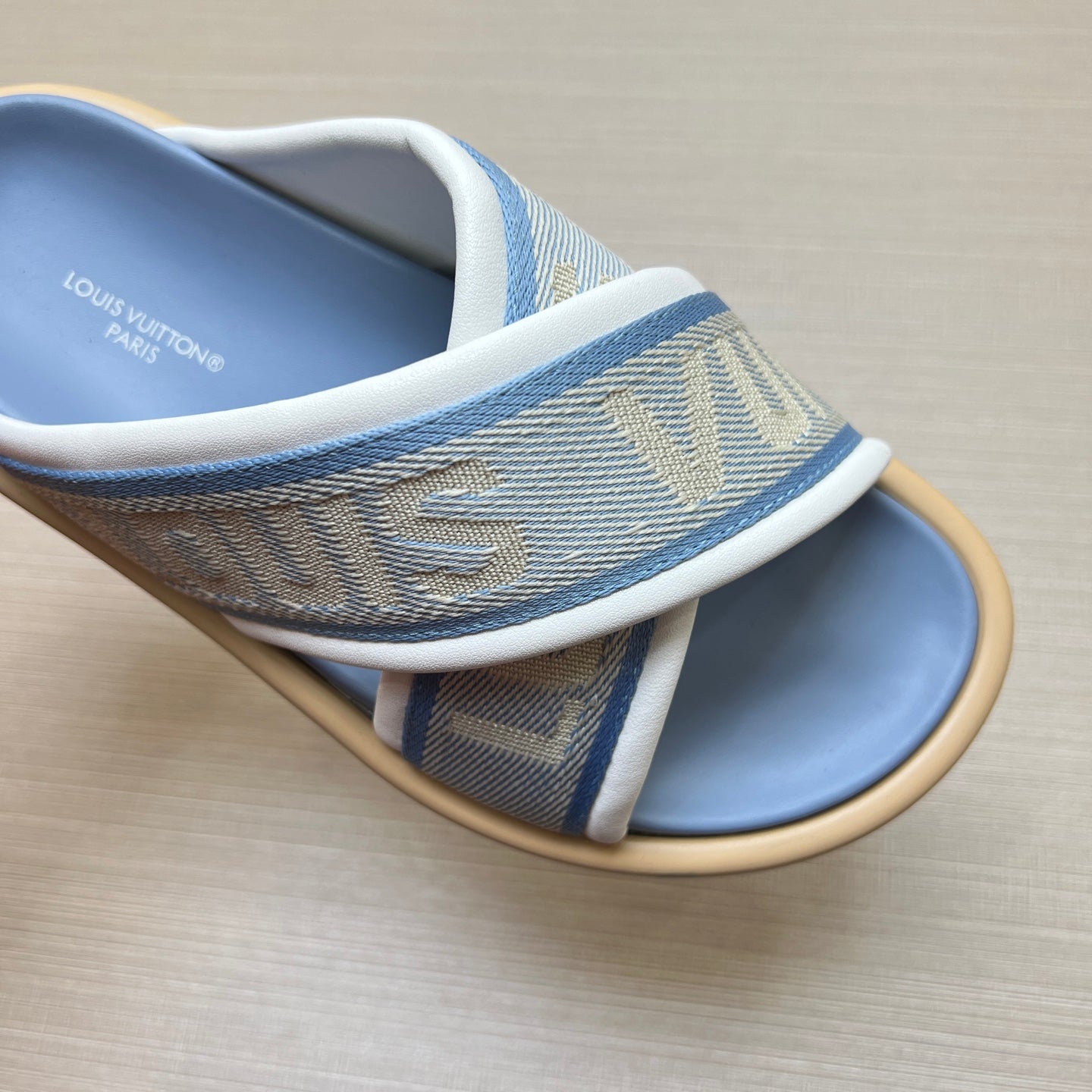 Z5Z35E270 Popular Slippers