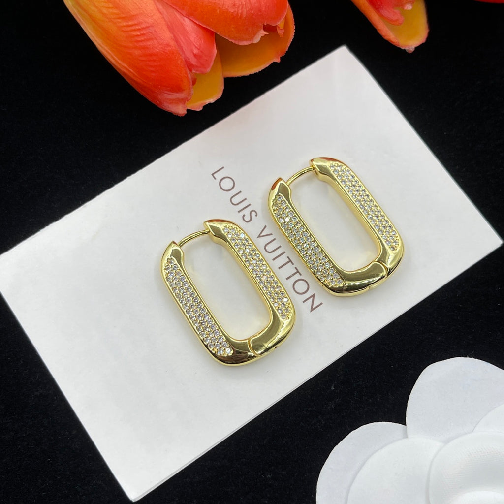 X1X34E611E Popular   Earrings