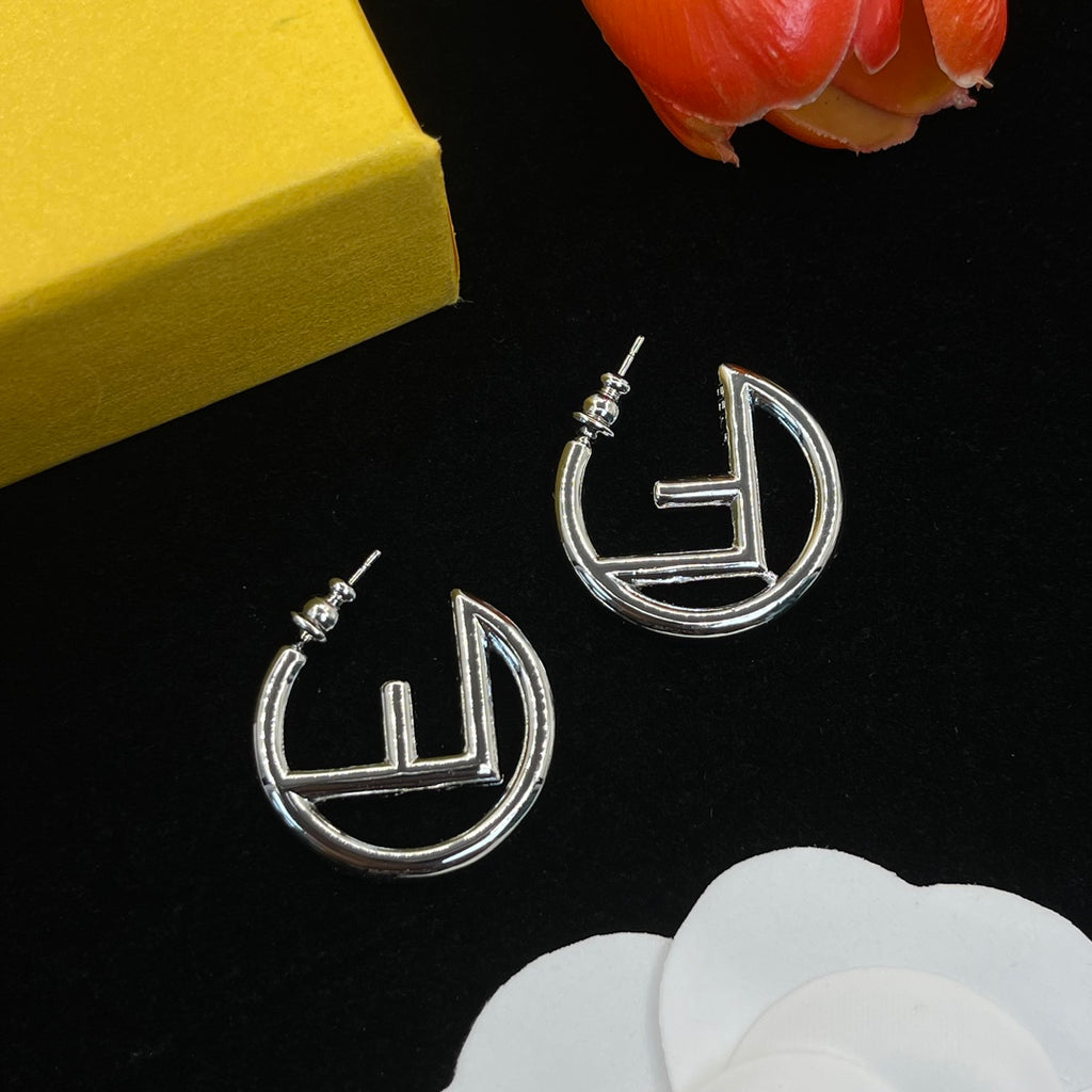 X1Z94F647E Popular  Earrings