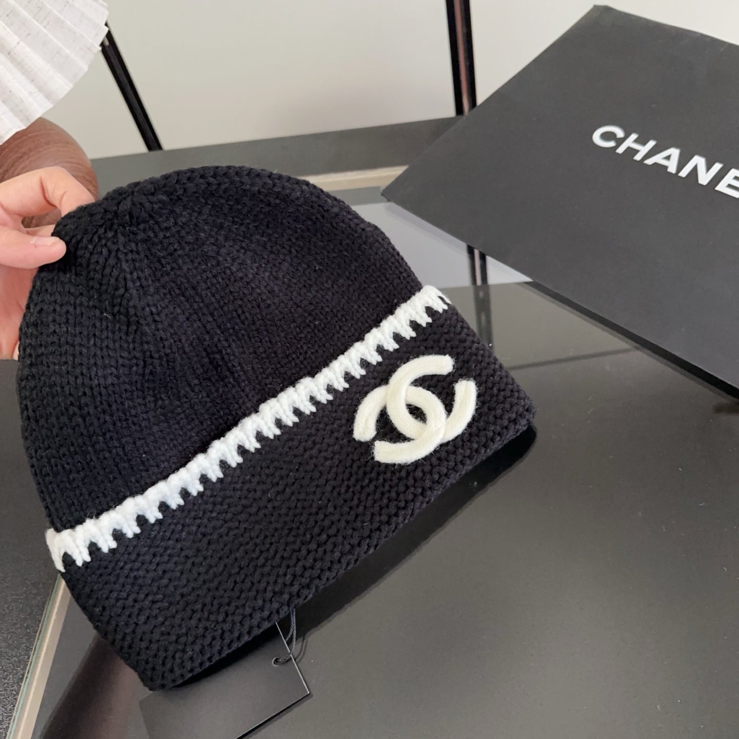M1R86C26 Popular hats