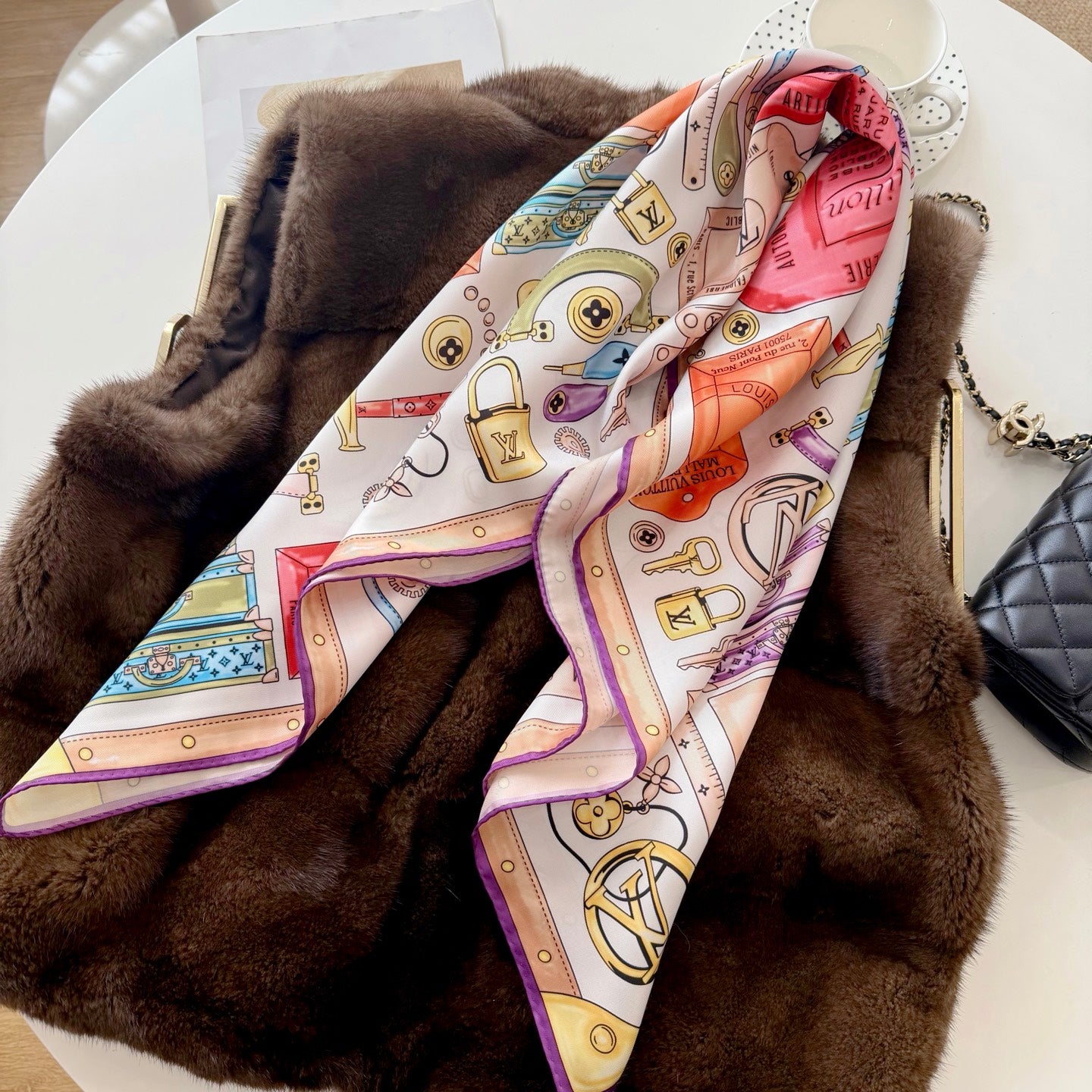 W1N36E18 Popular Silk Scarve