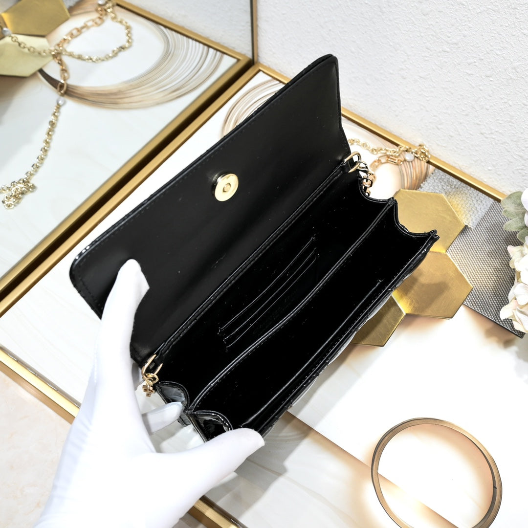 B12X44D360 Popular  leather bag 
