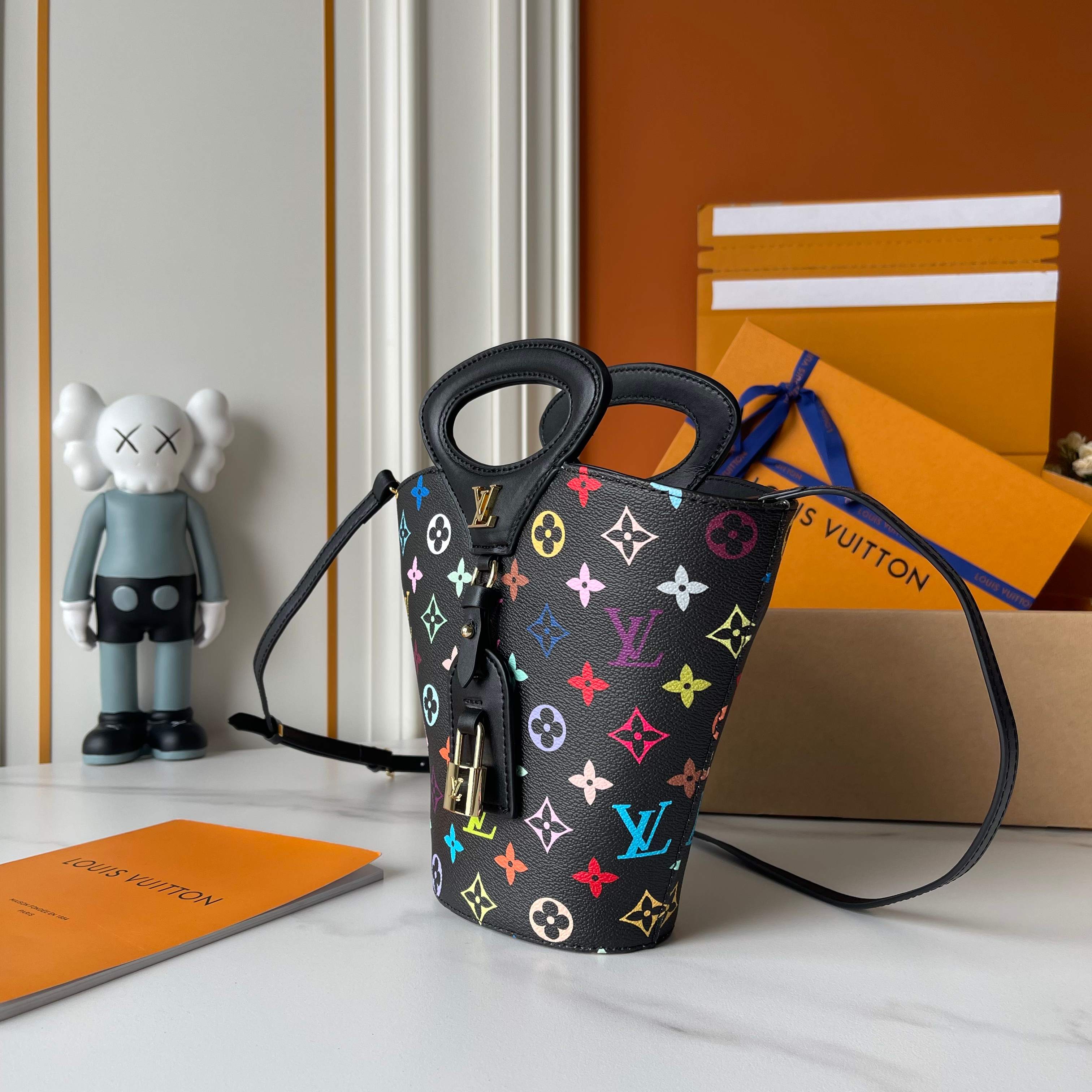 B1N55E80 Popular  leather bag