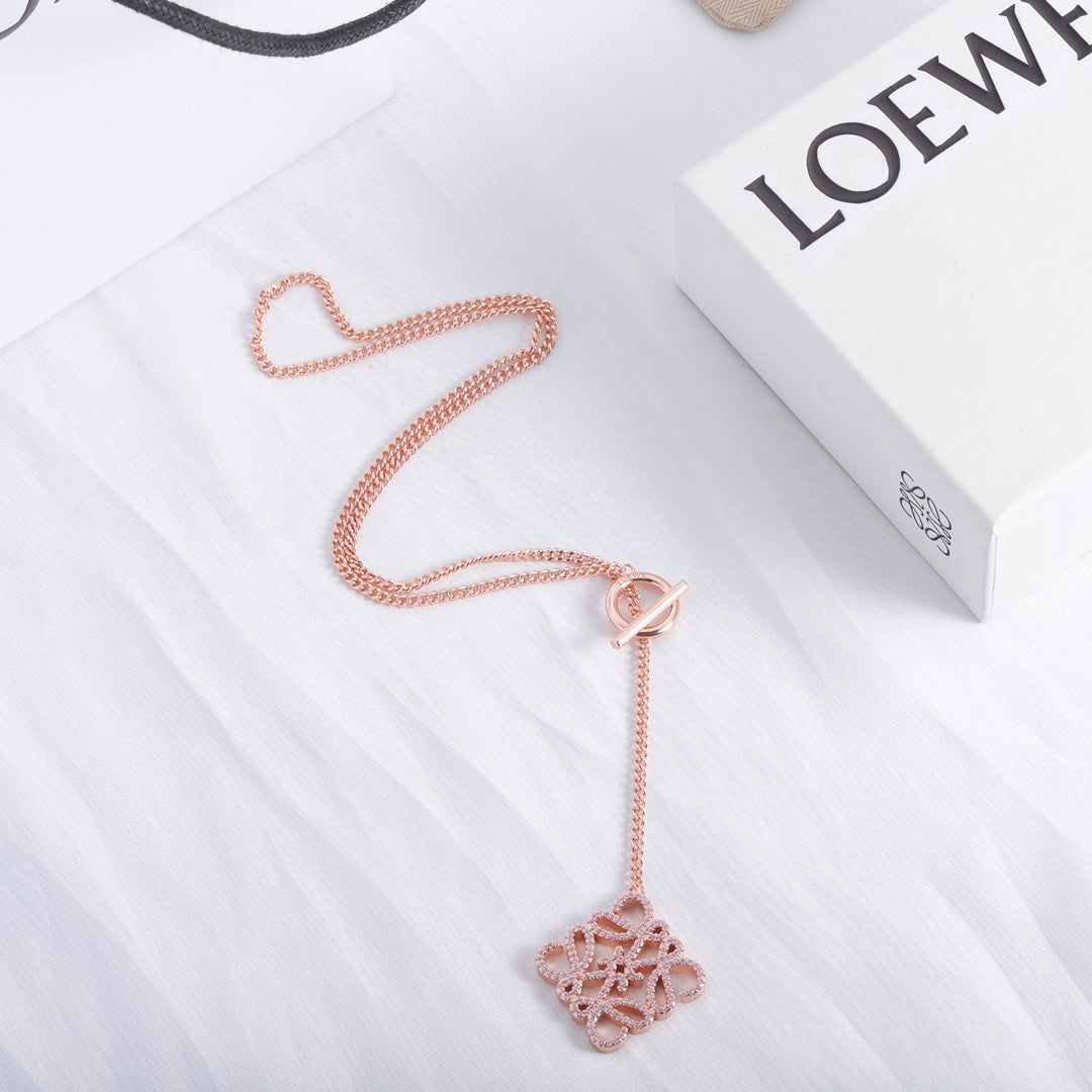 X1R75A37X Popular    Necklaces