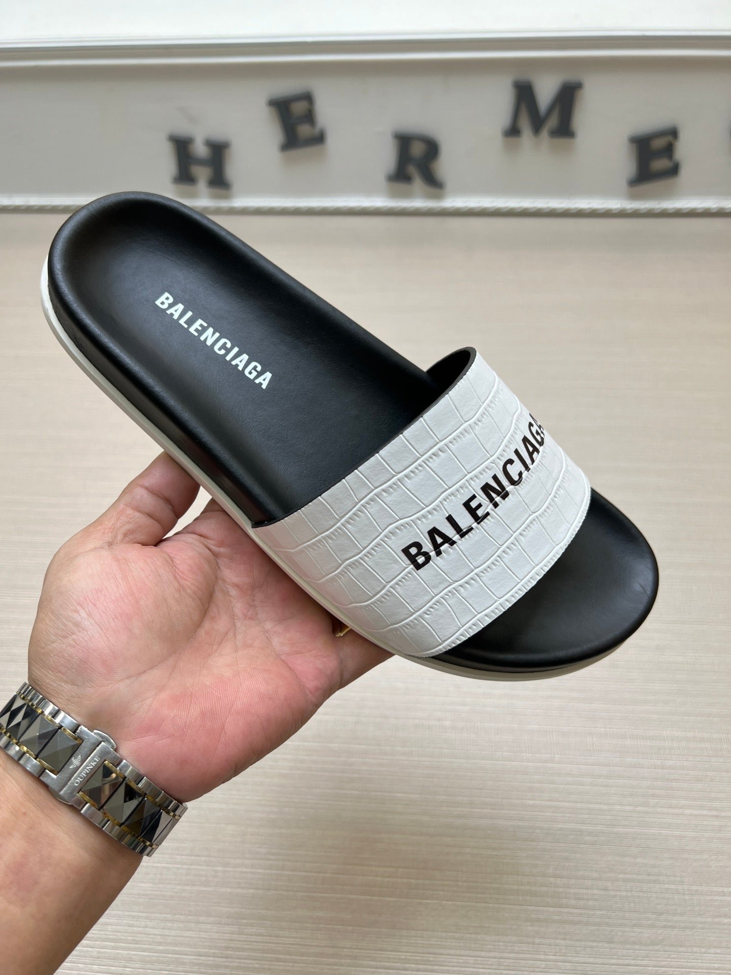Z5ZJ99 Popular slippers