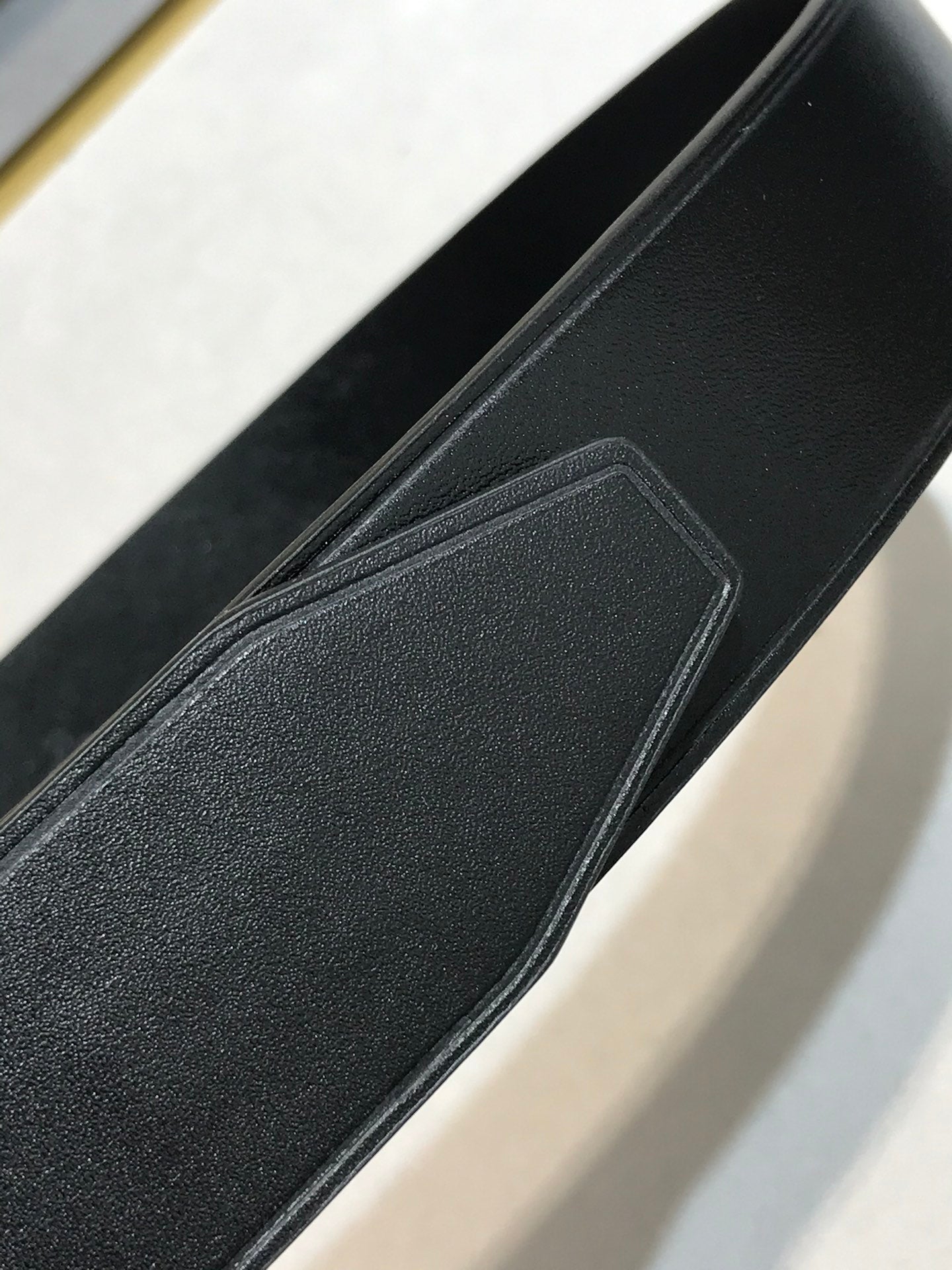 P1Q64V80 Popular   High quality belt With full package