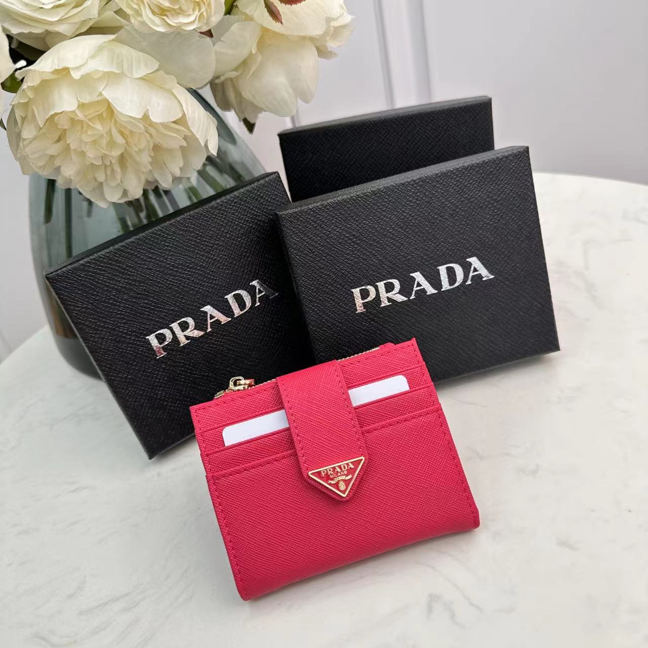 B1P36P1 Popular card holder
