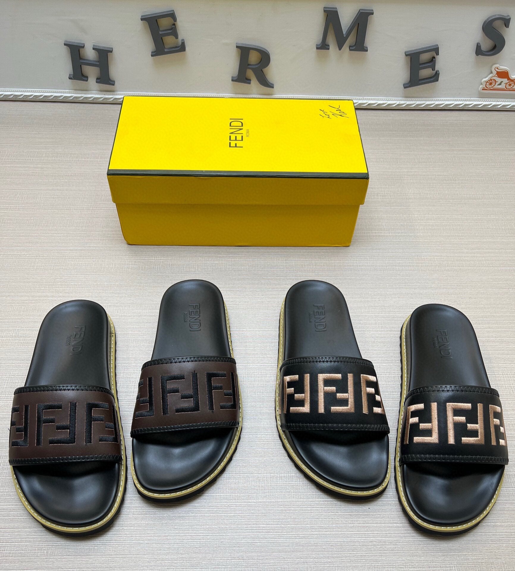 Z5ZF25 Popular slippers