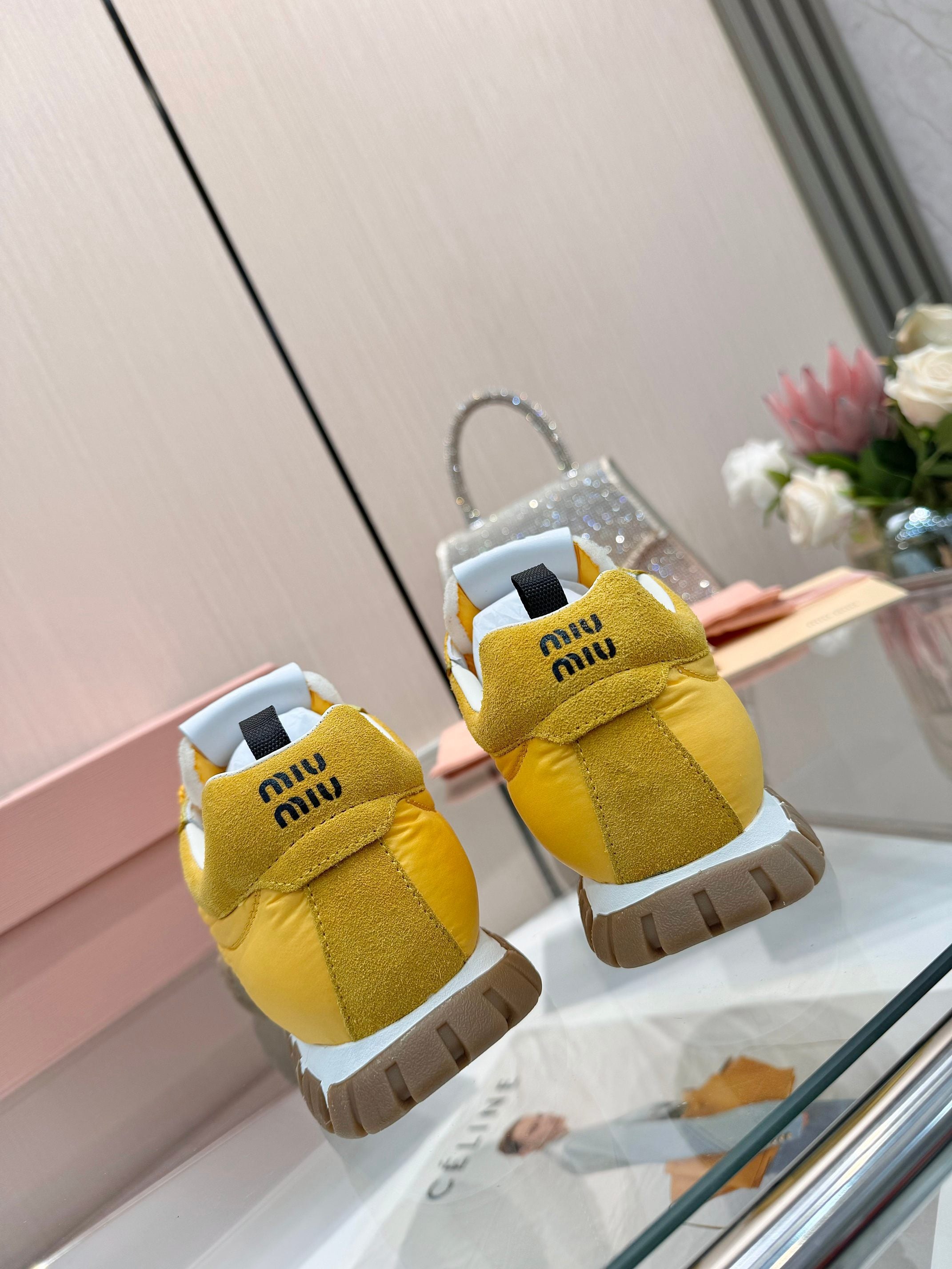 Z2Q95A17 Popular high-quality shoes