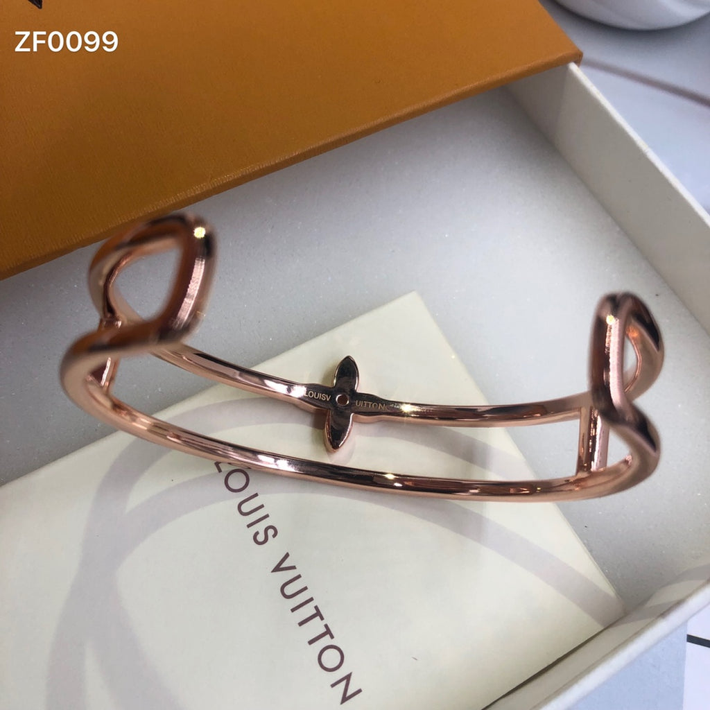 X1Y93E348K  Popular Bracelets