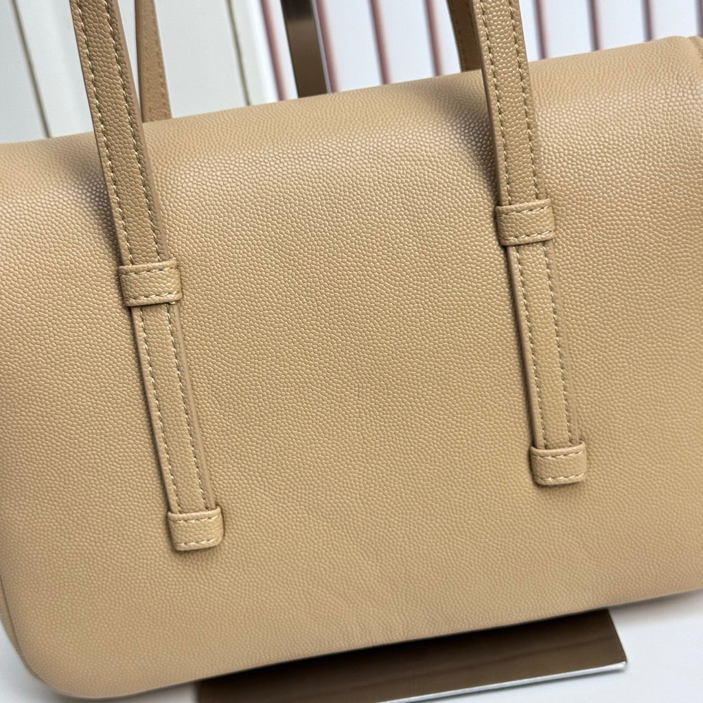 B1X46C2 Popular leather bag