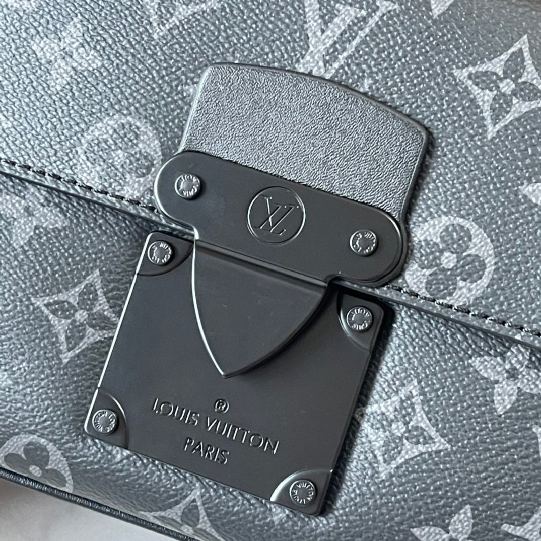 B1W15E38 Popular  leather bag