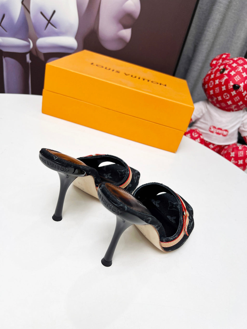 Z2R45E25  Popular high-quality shoes