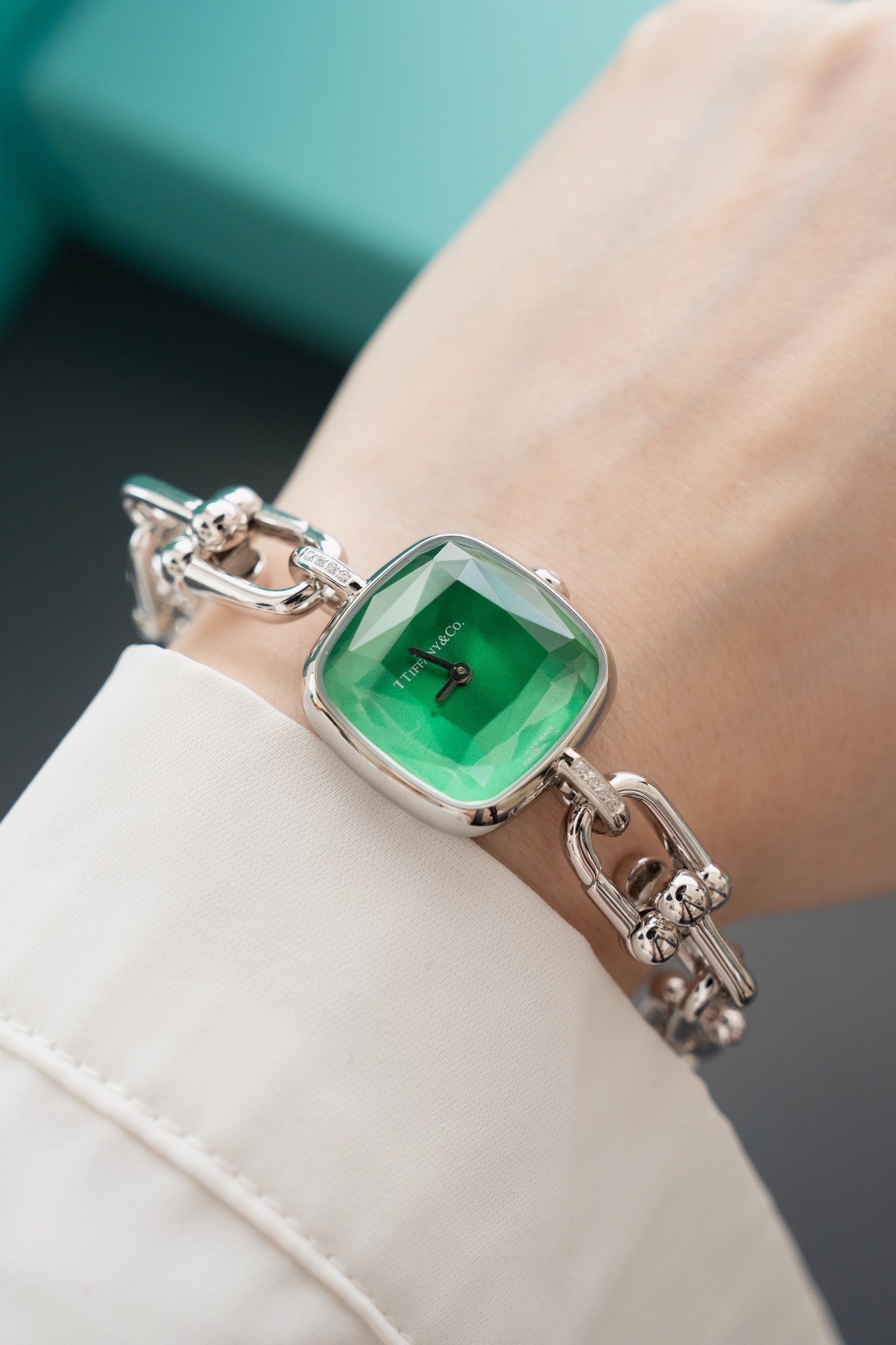 L1R36T72 Popular Watches