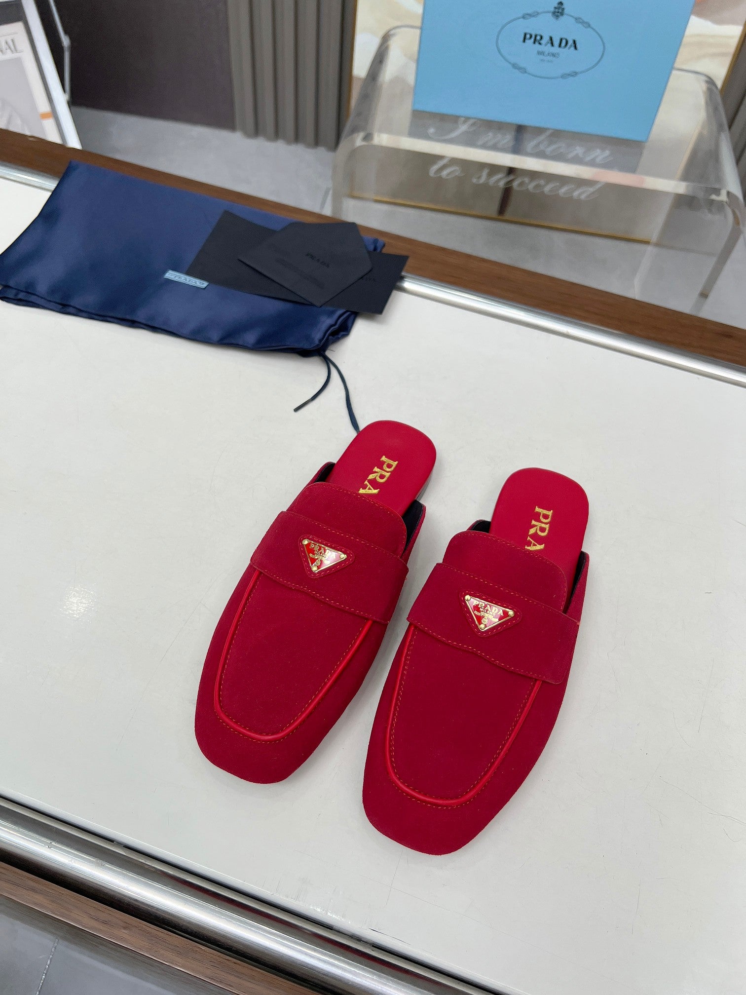 Z2Q105P405 Popular high-quality Shoes