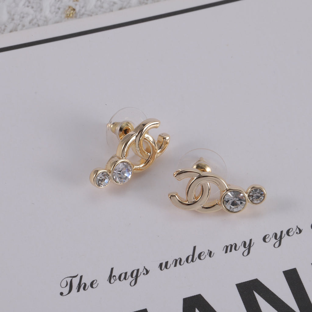 X1Z94C1081E Popular  Earrings