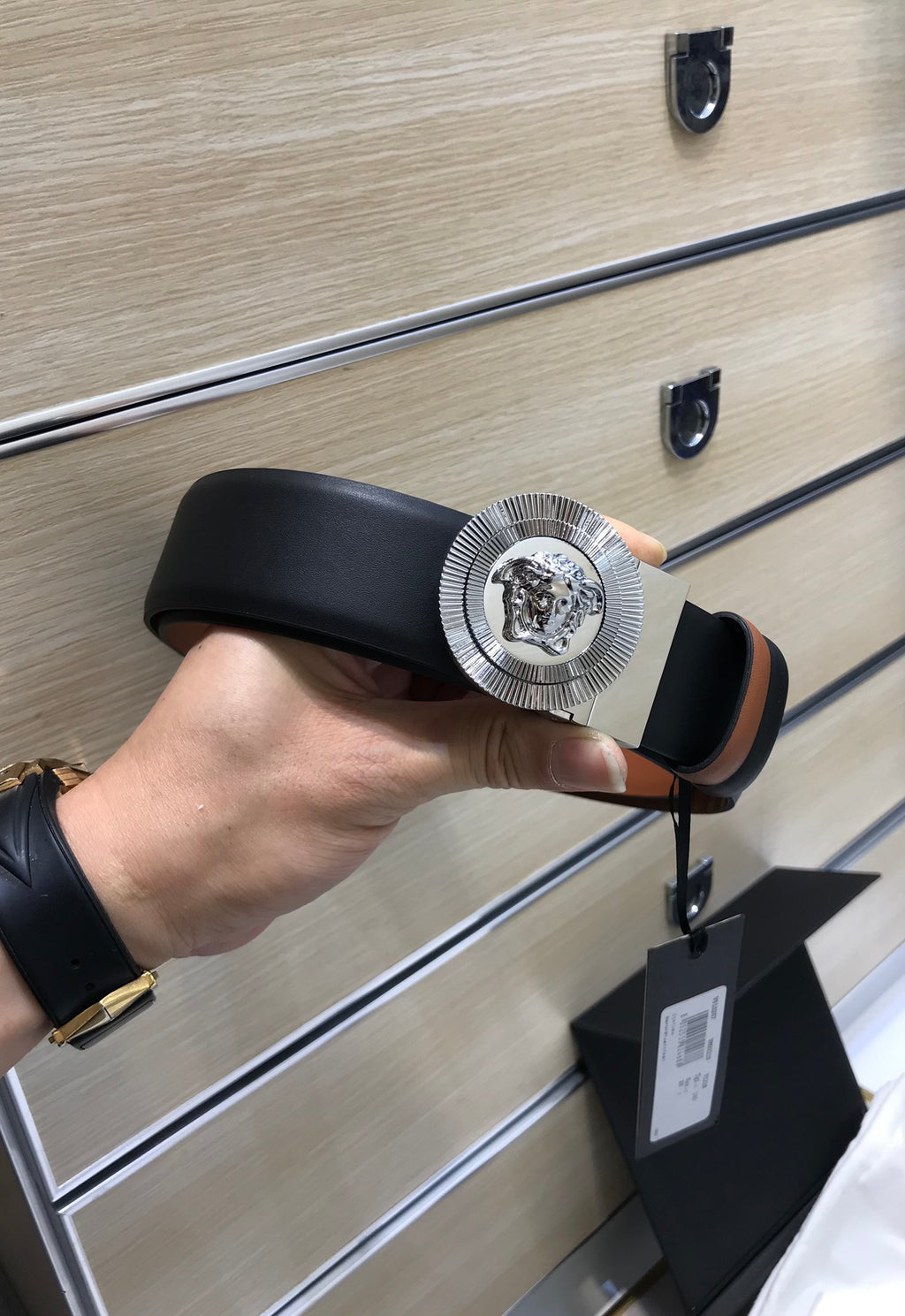 P1Q64V90 Popular  High quality belt With full package