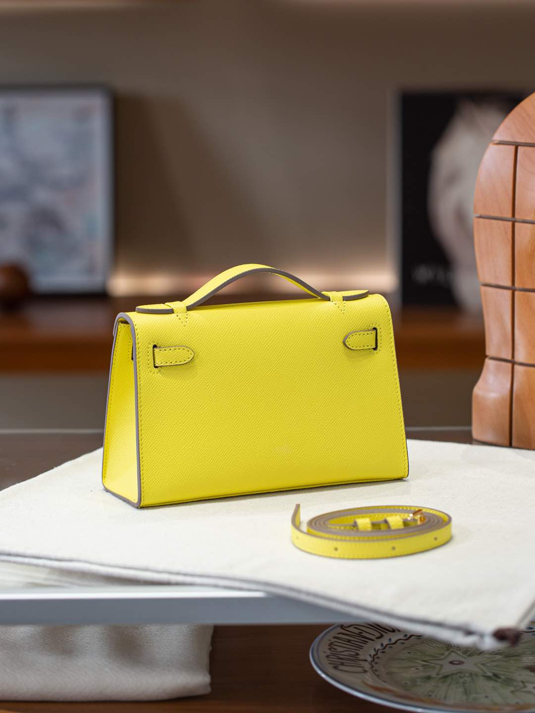 B1R66A5 Popular leather bag
