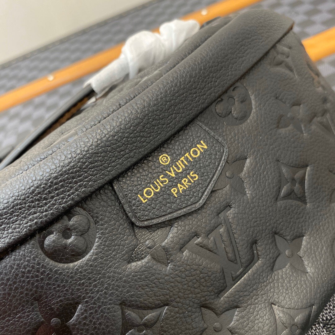 B12X44E299 Popular  leather bag 