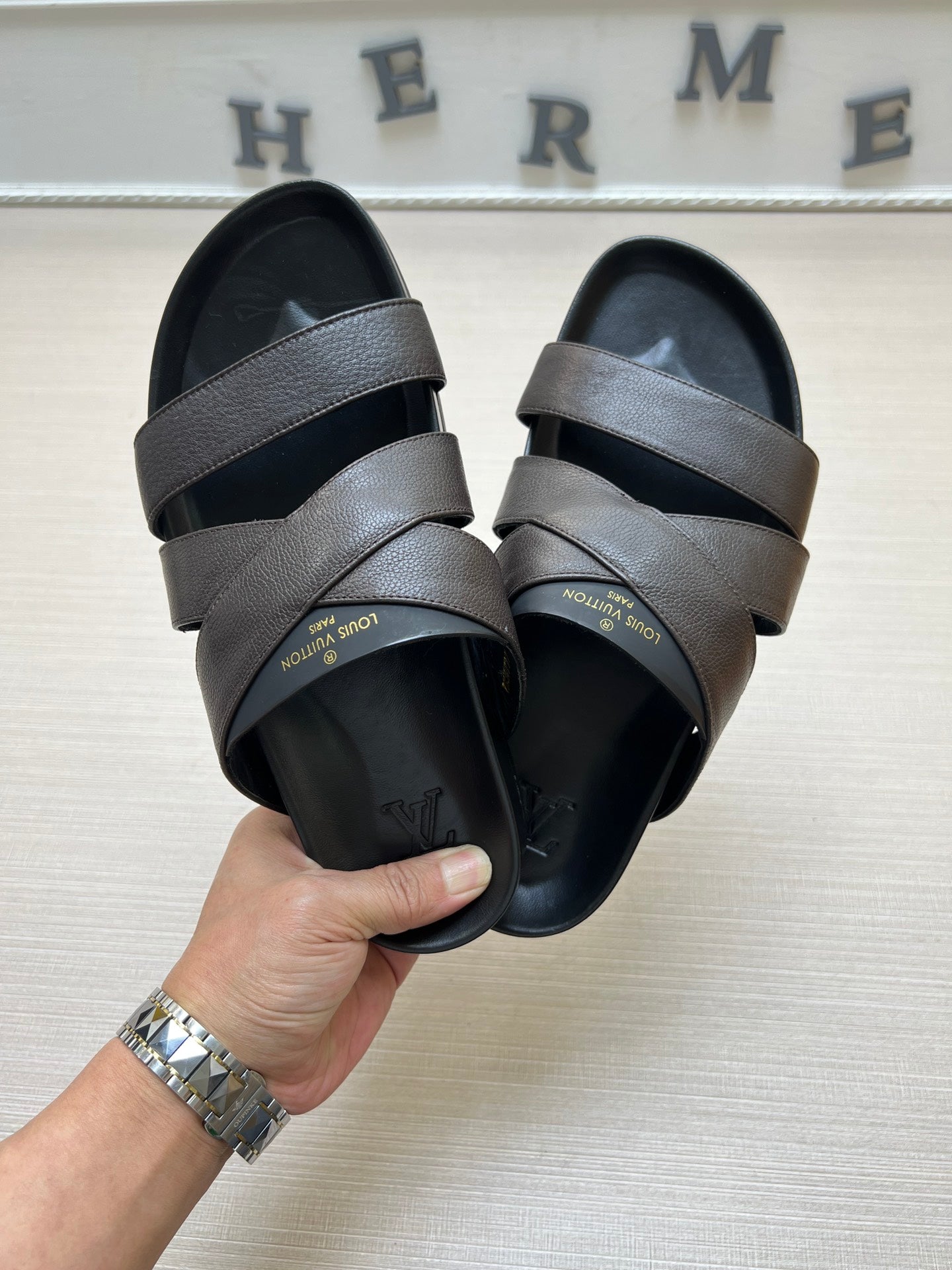 Z5ZE89 Popular slippers